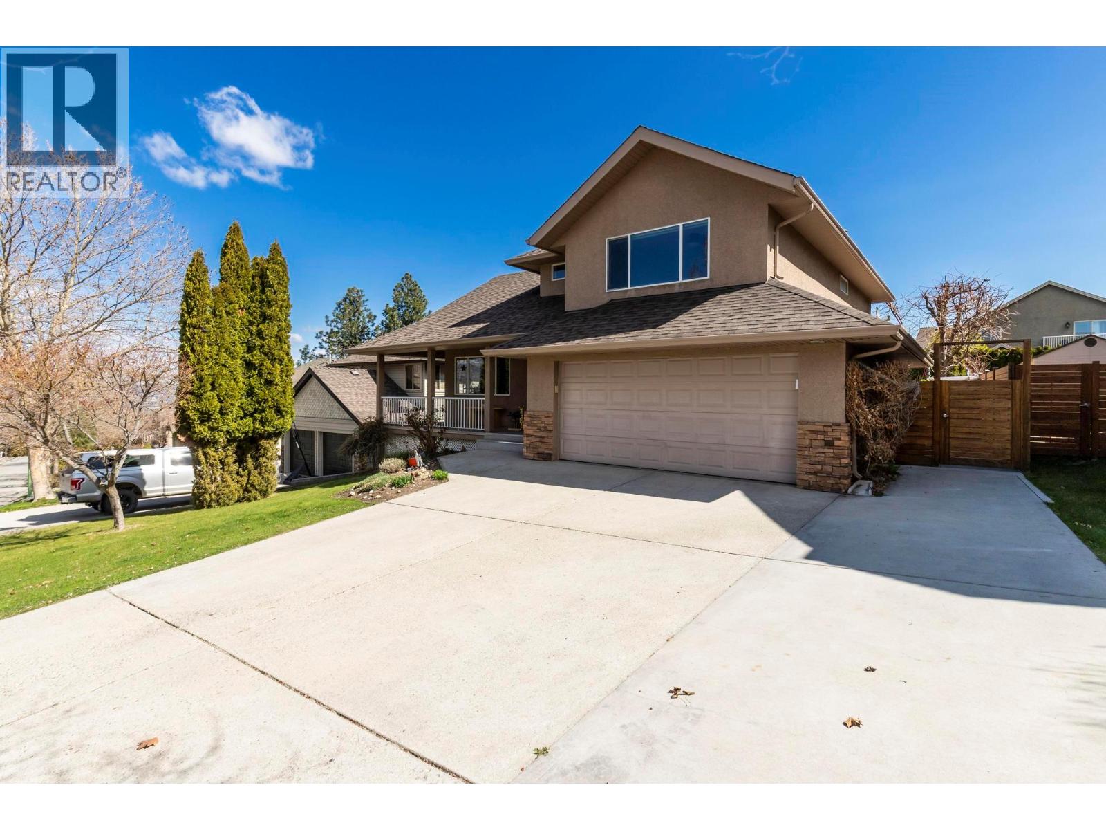 4945 South Ridge Drive, Kelowna, British Columbia  V1W 4Y2 - Photo 2 - 10381479