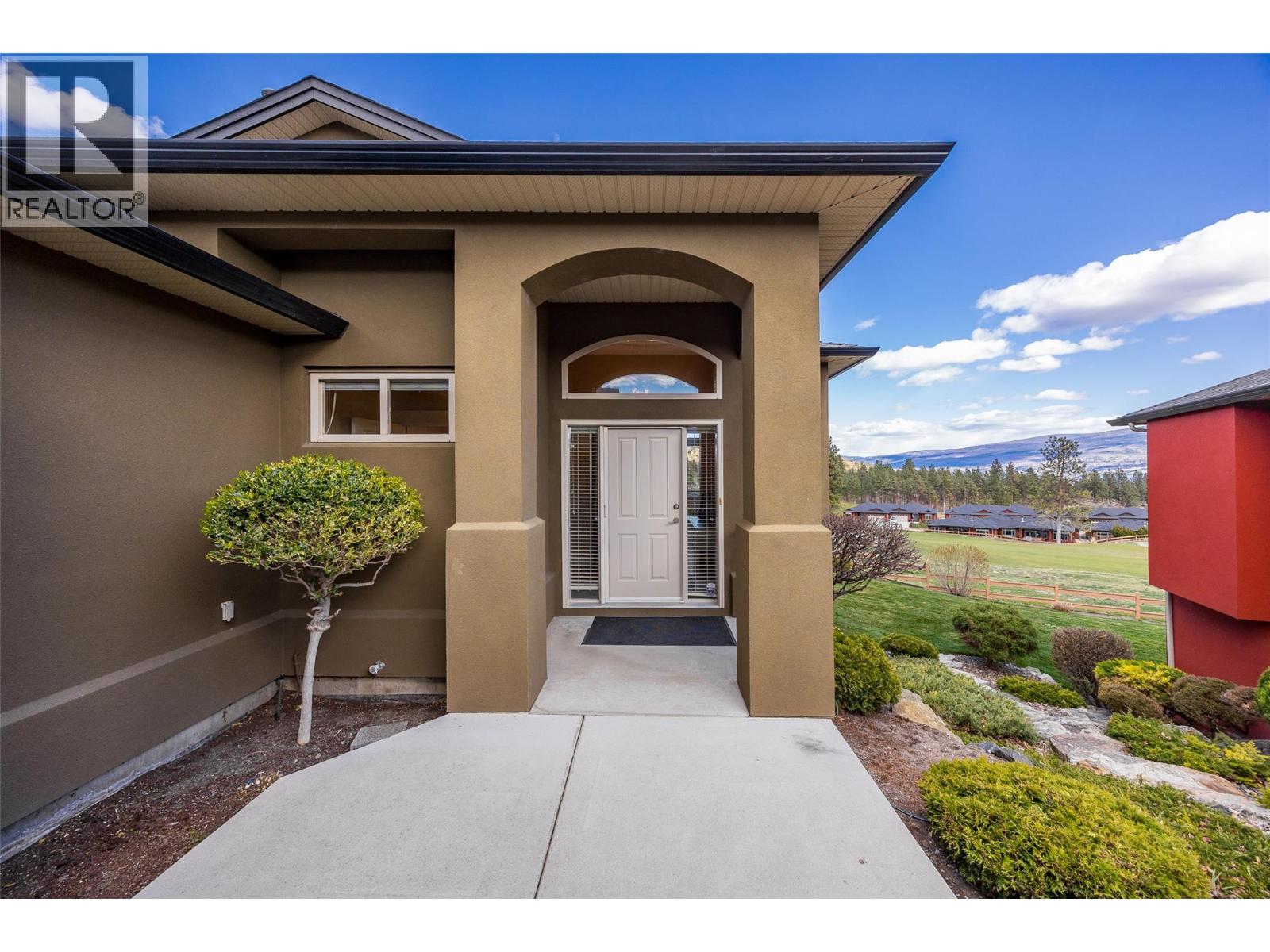 4124 Solana Place, Westbank, British Columbia  V4T 2Y9 - Photo 3 - 10381143