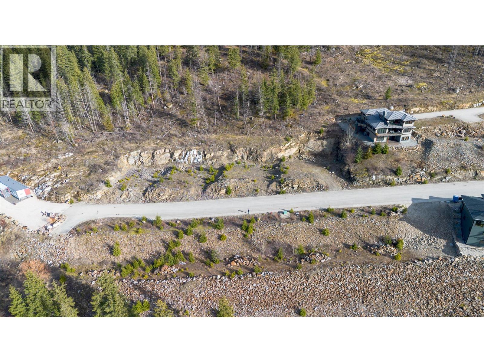 275 Bayview Drive, Sicamous, British Columbia  V0E 2V1 - Photo 3 - 10376879