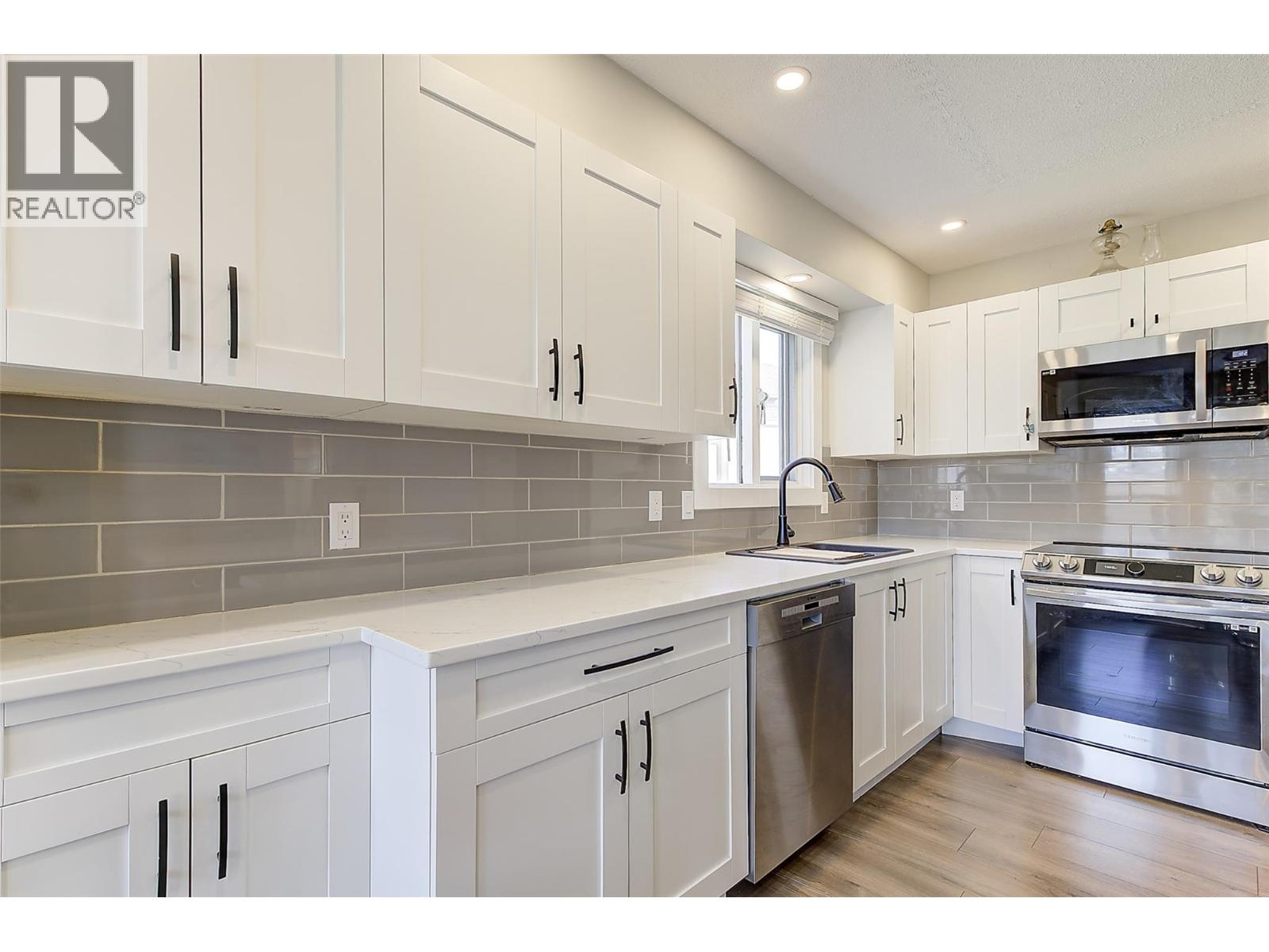 1201 Cameron Avenue Unit# 14, Kelowna, British Columbia  V1W 3R7 - Photo 11 - 10380767