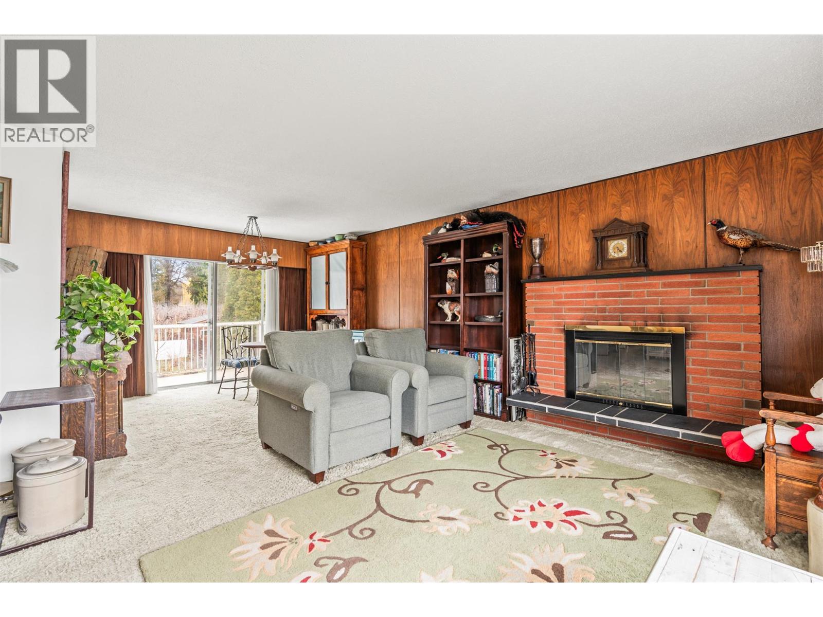 7905 Giles Drive, Coldstream, British Columbia  V1B 1G6 - Photo 5 - 10380564