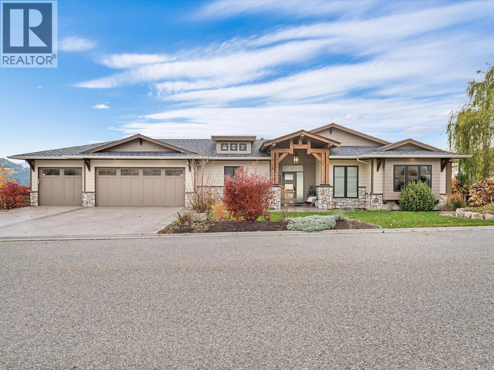 747 Traditions Crescent, Kelowna, British Columbia  V1V 2Y2 - Photo 2 - 10381561