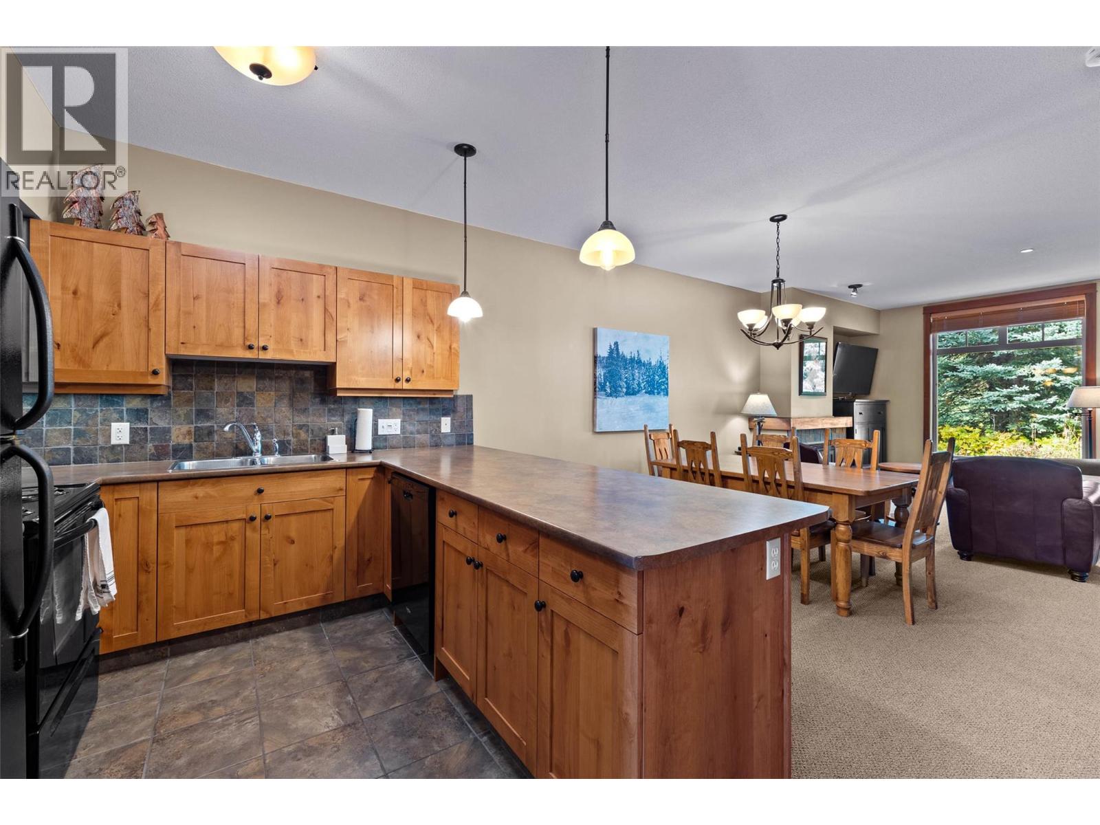 5015 Valley Drive Unit# 35, Sun Peaks, British Columbia  V0E 5N0 - Photo 9 - 10380883