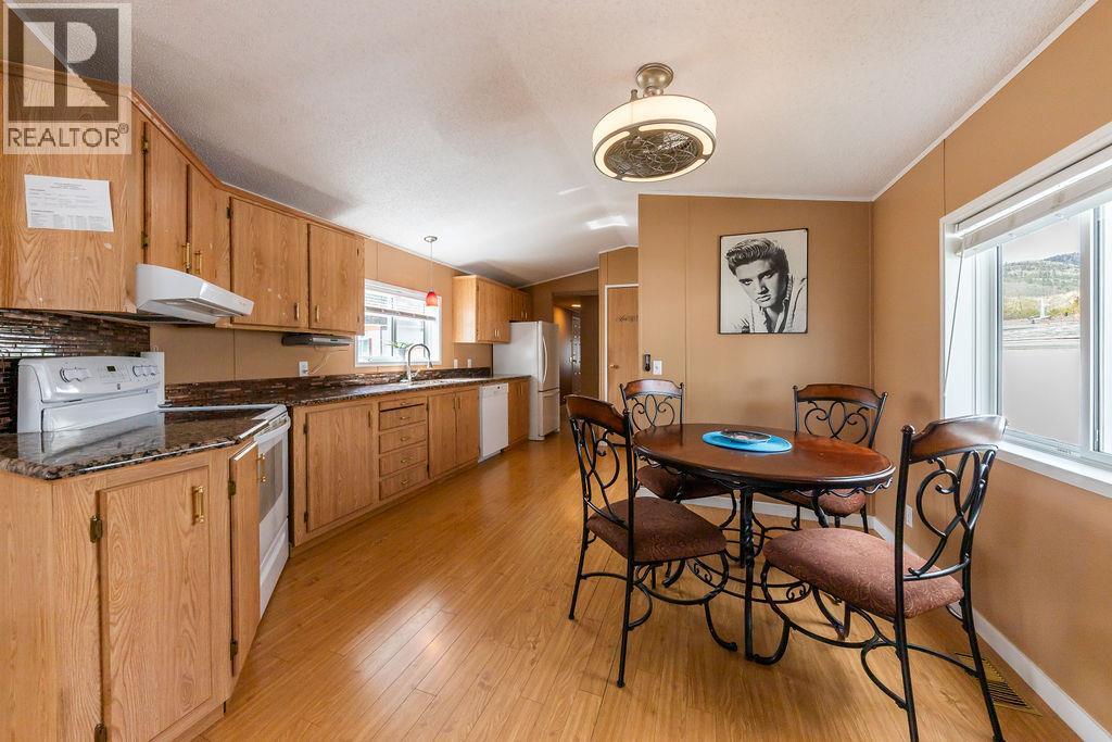 2400 Oakdale Way Unit# 6, Kamloops, British Columbia  V2B 7C4 - Photo 27 - 10381340