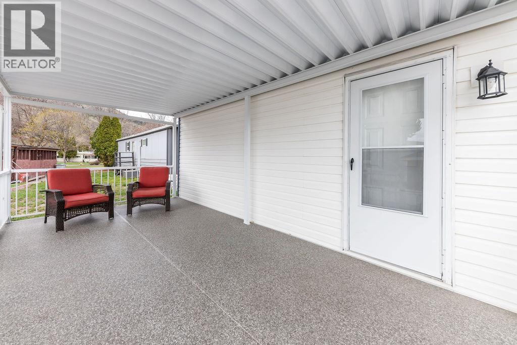 2400 Oakdale Way Unit# 6, Kamloops, British Columbia  V2B 7C4 - Photo 7 - 10381340