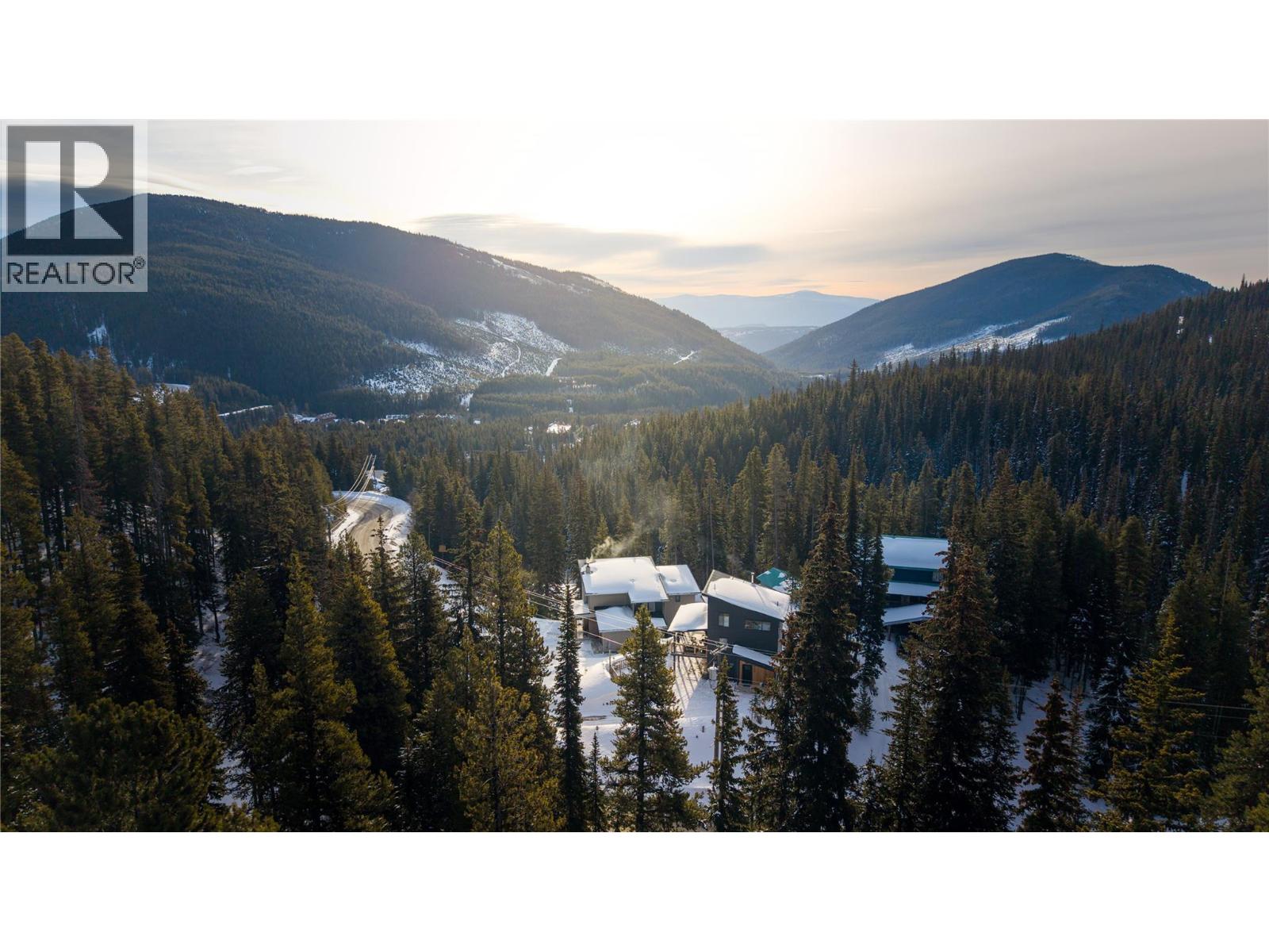 1405 Apex Mountain Road, Apex Mountain, British Columbia  V2A 8L8 - Photo 33 - 10381442