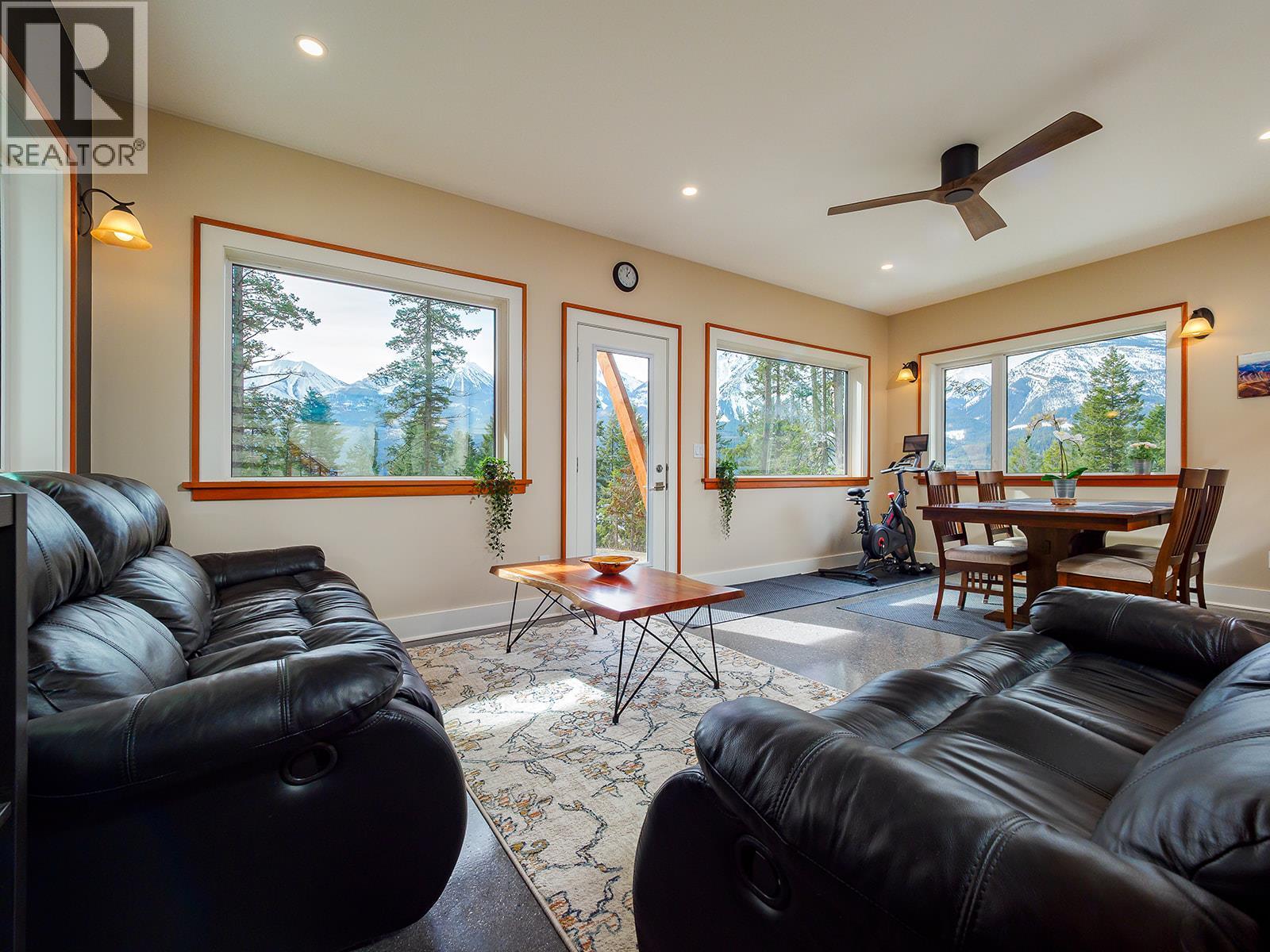 1360 Campbell Road, Golden, British Columbia  V0A 1H7 - Photo 11 - 10381478