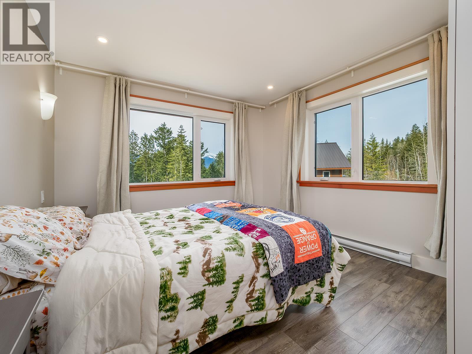 1360 Campbell Road, Golden, British Columbia  V0A 1H7 - Photo 14 - 10381478