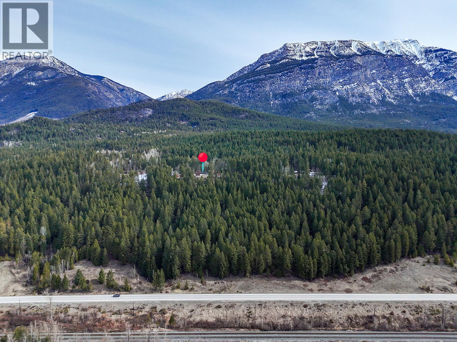 1360 Campbell Road, Golden, British Columbia  V0A 1H7 - Photo 23 - 10381478