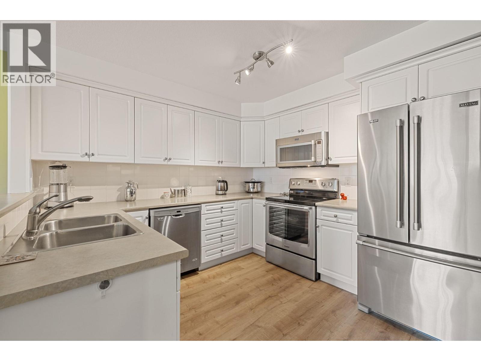 686 Lequime Road Unit# 204, Kelowna, British Columbia  V1W 1A4 - Photo 11 - 10381243