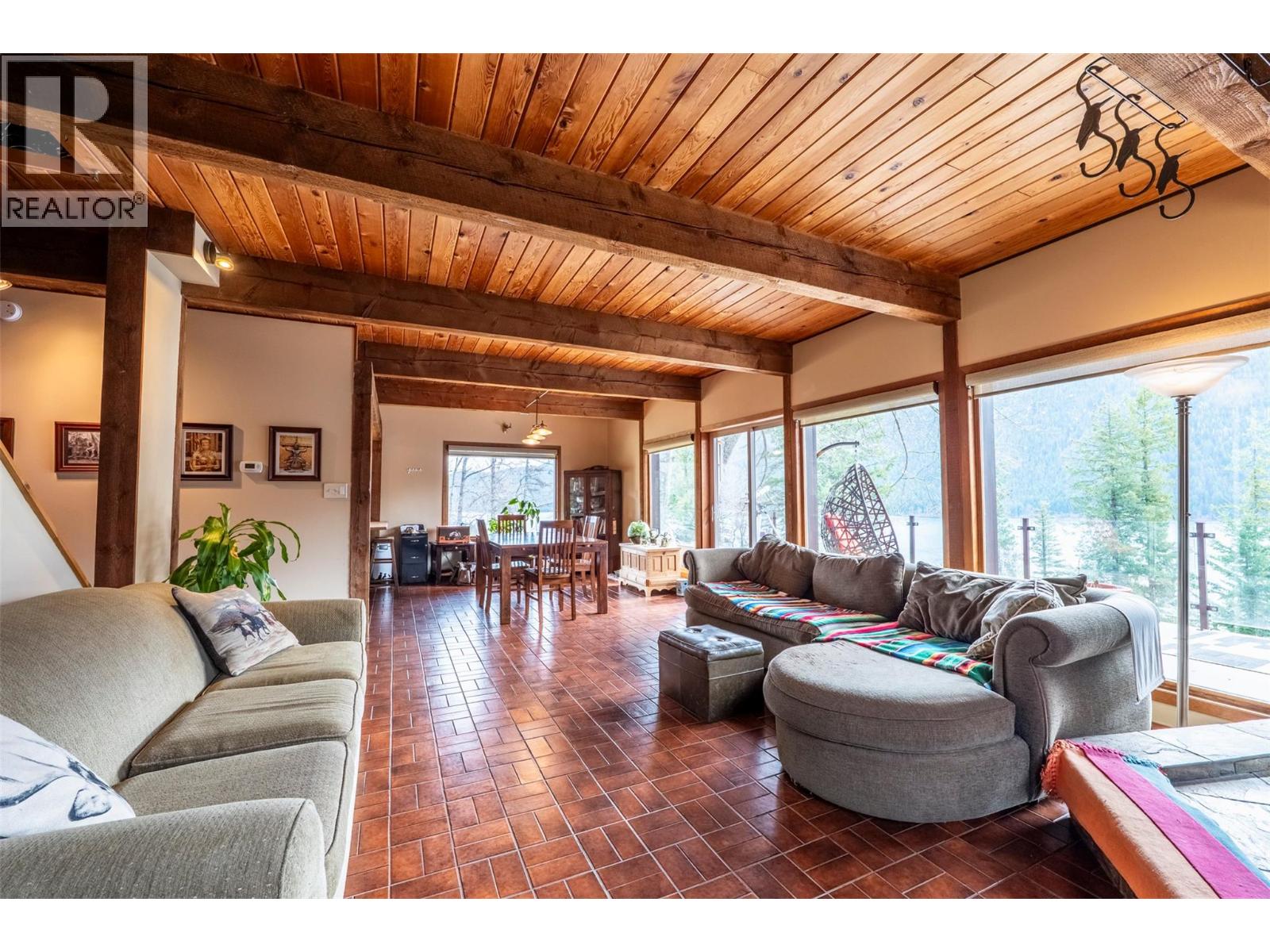 3169 Bainbridge Road, Nelson, British Columbia  V1L 6M7 - Photo 13 - 10381209