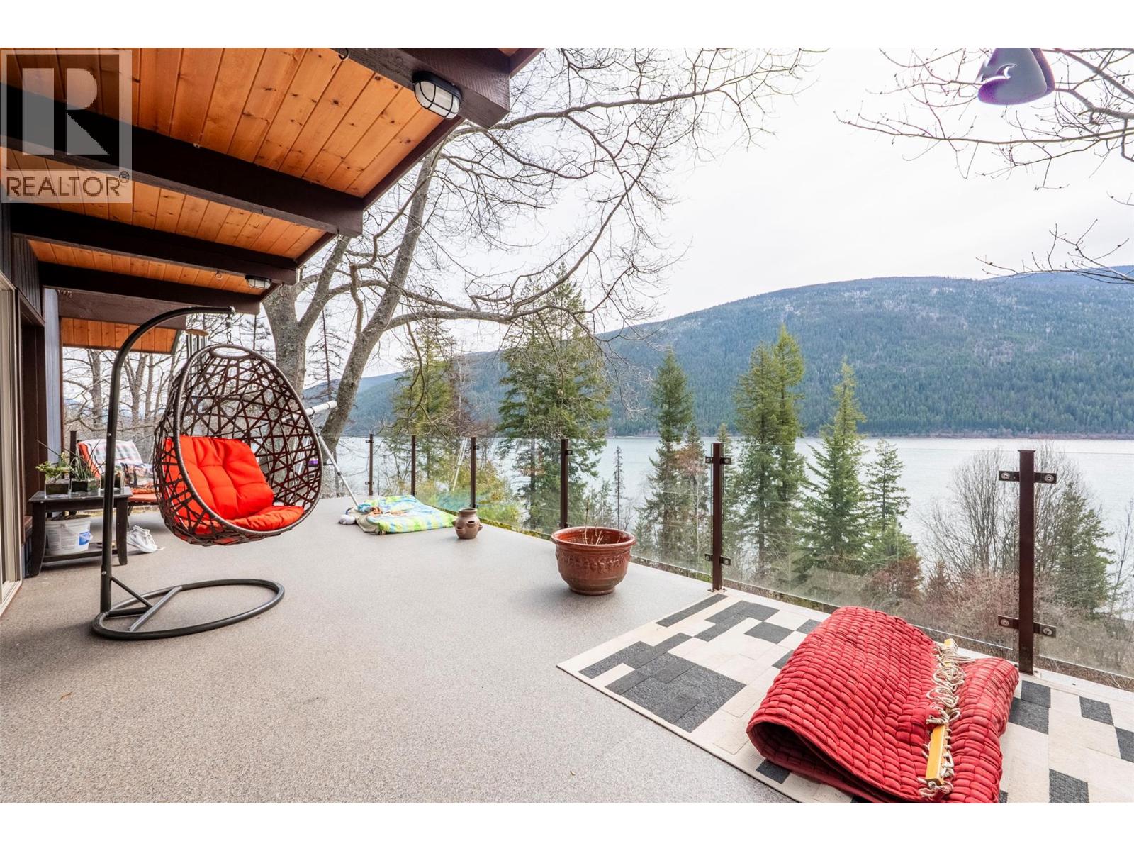 3169 Bainbridge Road, Nelson, British Columbia  V1L 6M7 - Photo 17 - 10381209