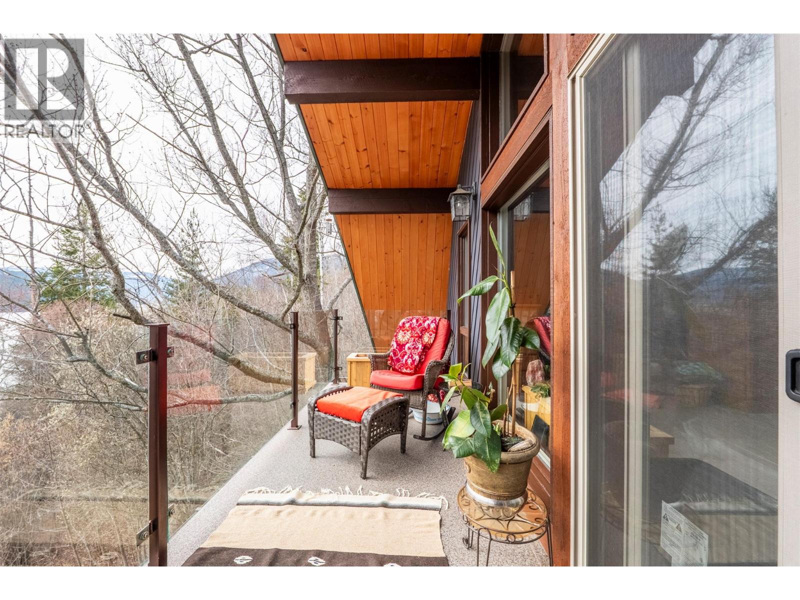 3169 Bainbridge Road, Nelson, British Columbia  V1L 6M7 - Photo 24 - 10381209