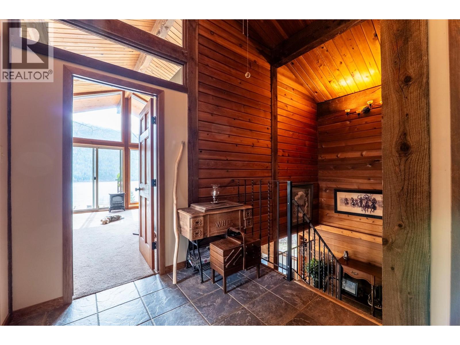 3169 Bainbridge Road, Nelson, British Columbia  V1L 6M7 - Photo 66 - 10381209