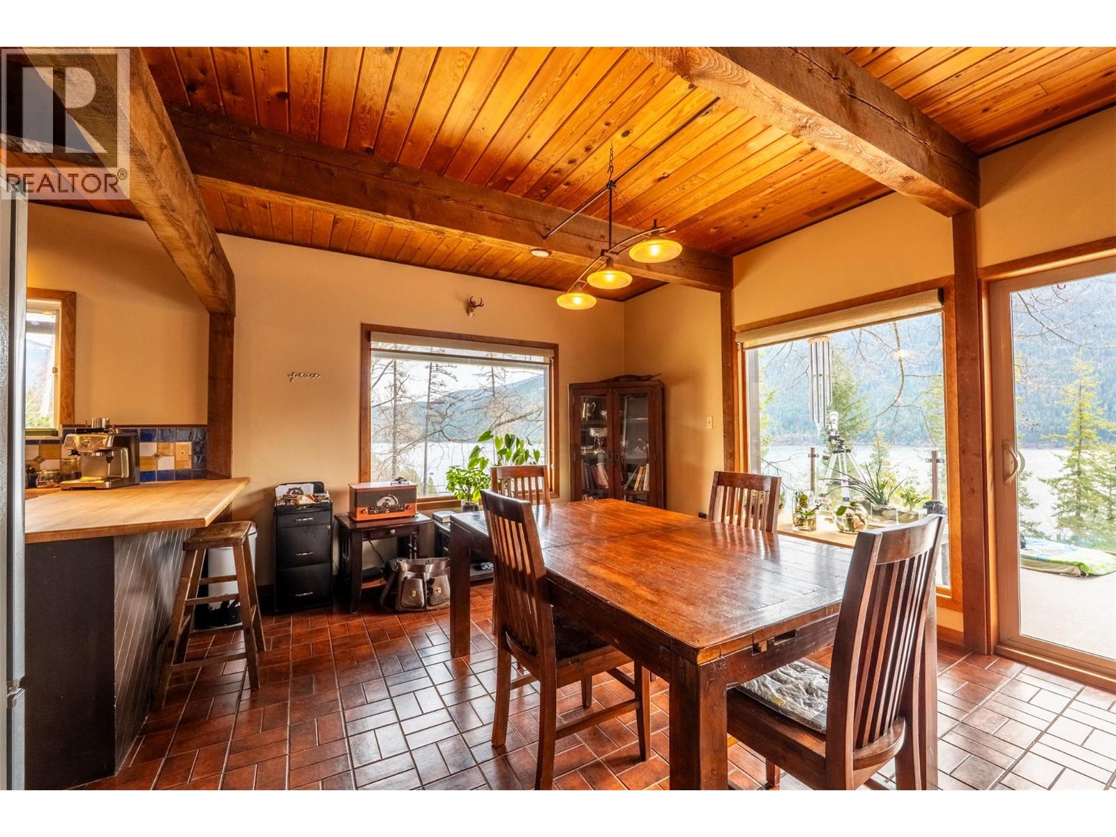 3169 Bainbridge Road, Nelson, British Columbia  V1L 6M7 - Photo 7 - 10381209