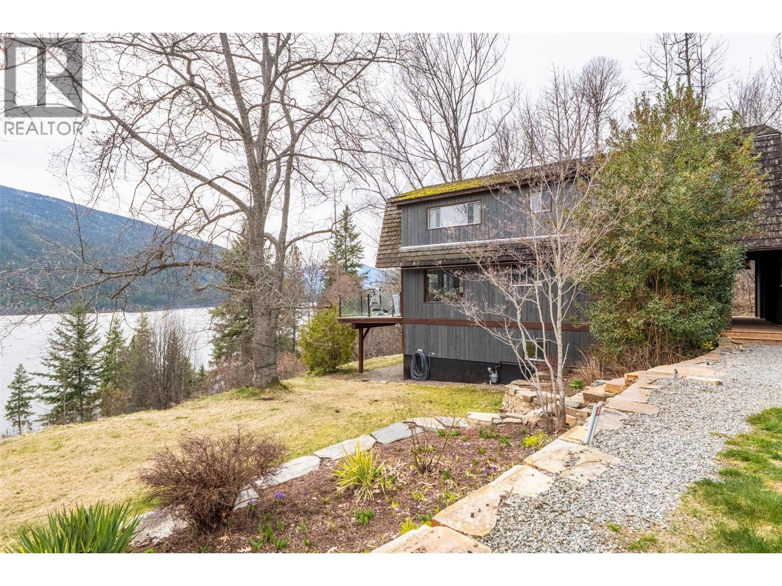 3169 Bainbridge Road, Nelson, British Columbia  V1L 6M7 - Photo 79 - 10381209