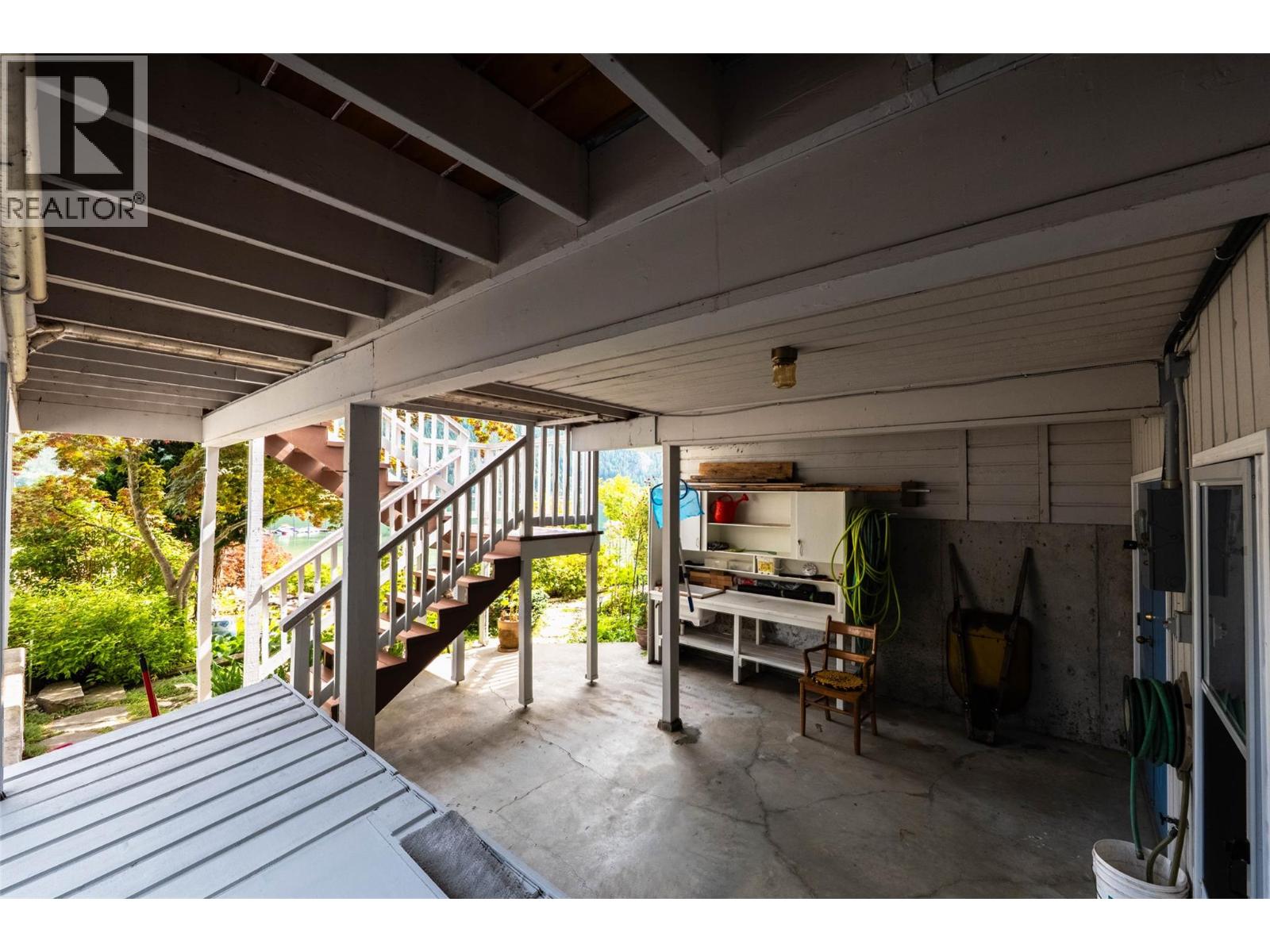 1896 3a Highway, Nelson, British Columbia  V1L 6K1 - Photo 59 - 10381201