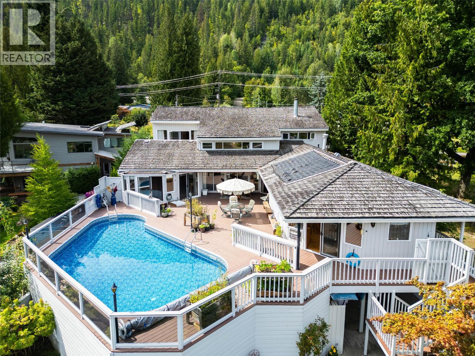 1896 3a Highway, Nelson, British Columbia  V1L 6K1 - Photo 75 - 10381201