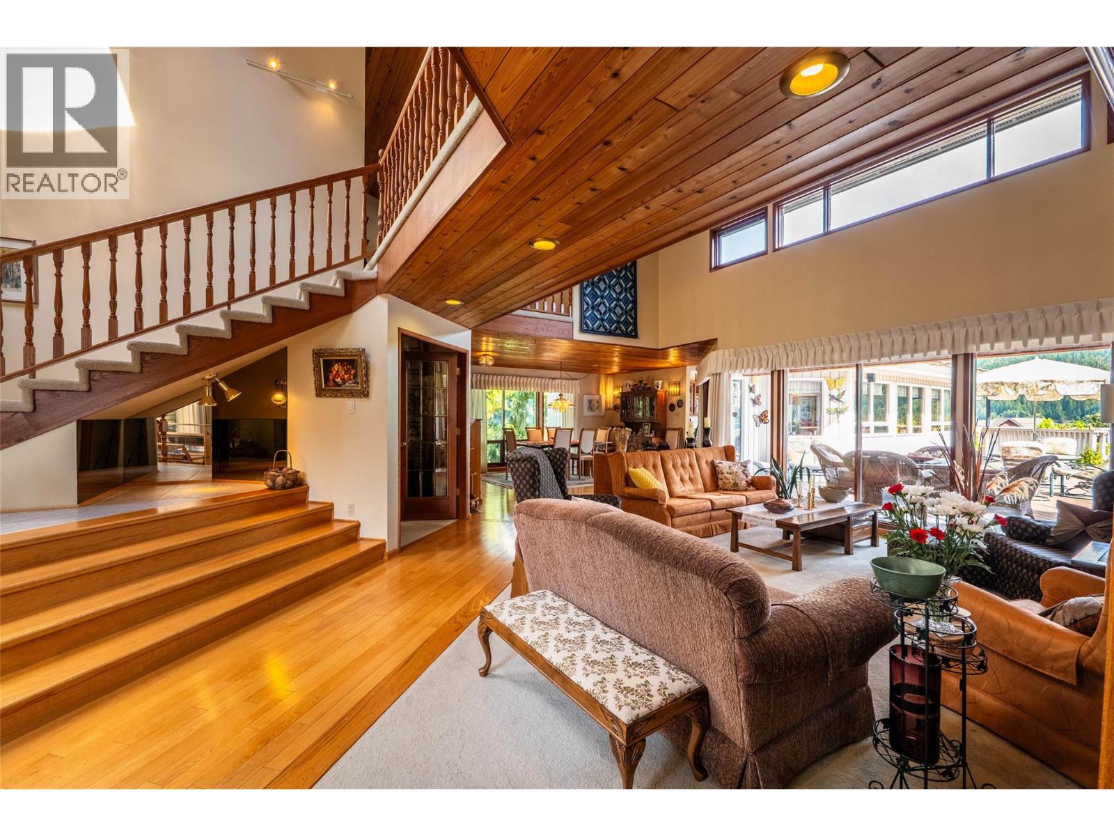 1896 3a Highway, Nelson, British Columbia  V1L 6K1 - Photo 9 - 10381201