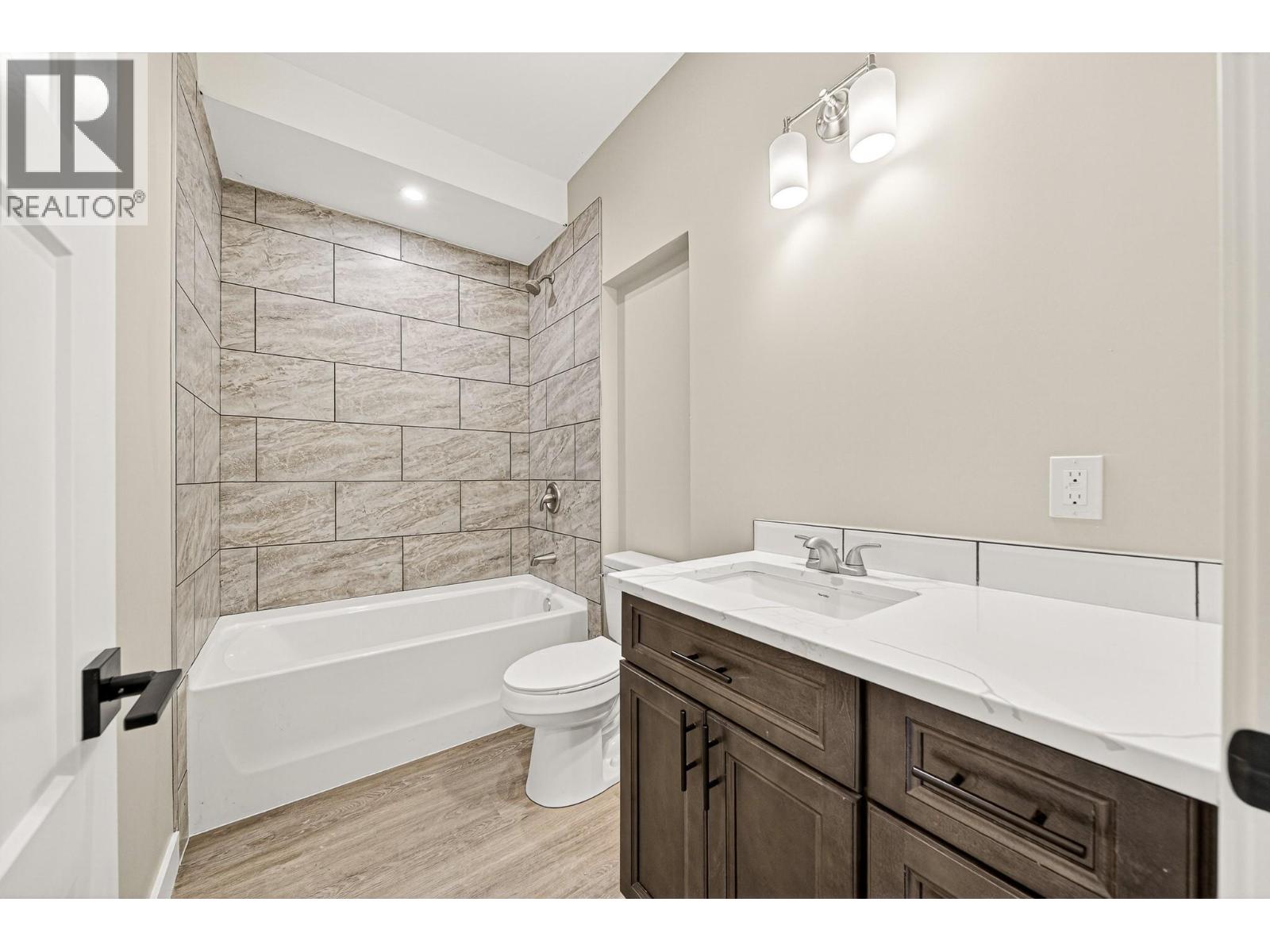 2252 Black Hawk Drive, Sparwood, British Columbia  V0B 2G2 - Photo 21 - 10381434