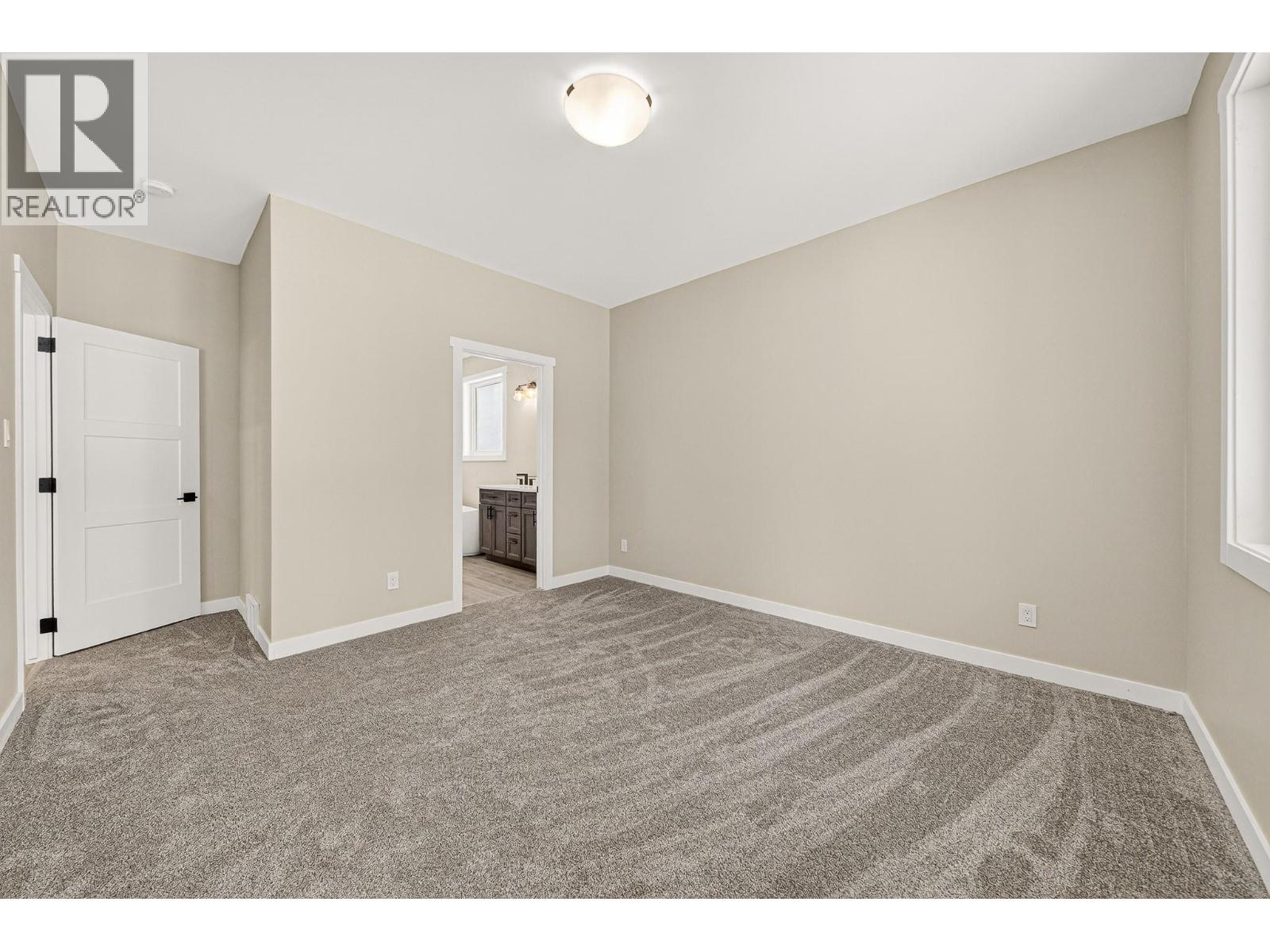 2252 Black Hawk Drive, Sparwood, British Columbia  V0B 2G2 - Photo 25 - 10381434