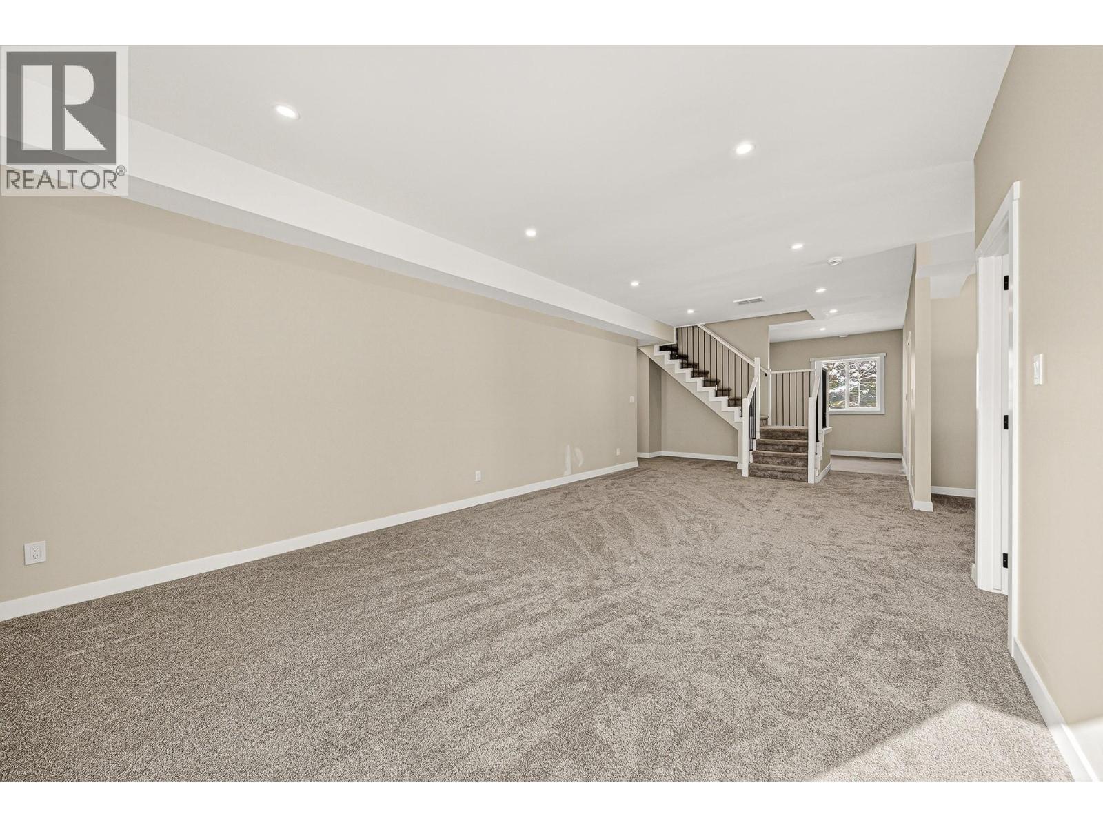 2252 Black Hawk Drive, Sparwood, British Columbia  V0B 2G2 - Photo 34 - 10381434