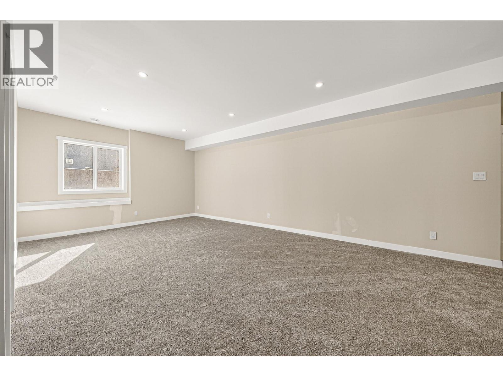 2252 Black Hawk Drive, Sparwood, British Columbia  V0B 2G2 - Photo 37 - 10381434