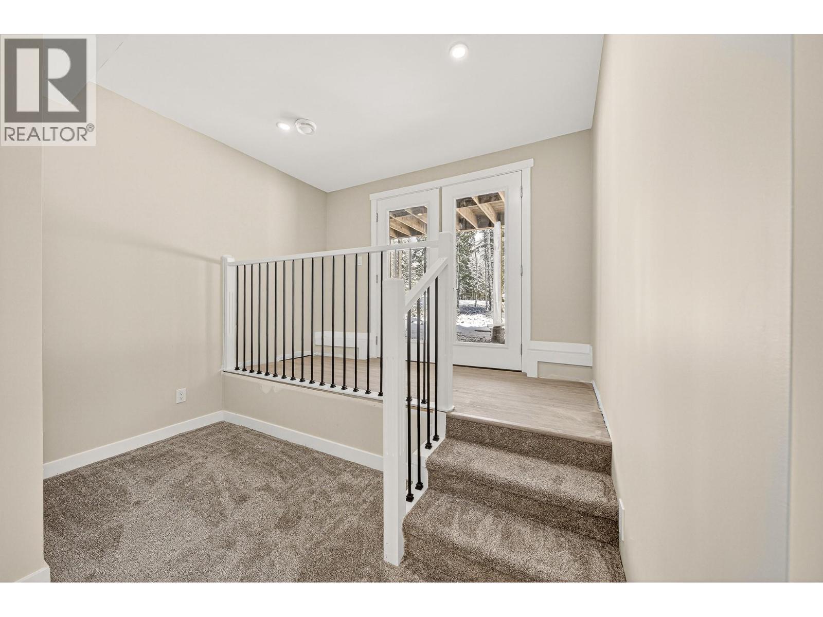 2252 Black Hawk Drive, Sparwood, British Columbia  V0B 2G2 - Photo 38 - 10381434