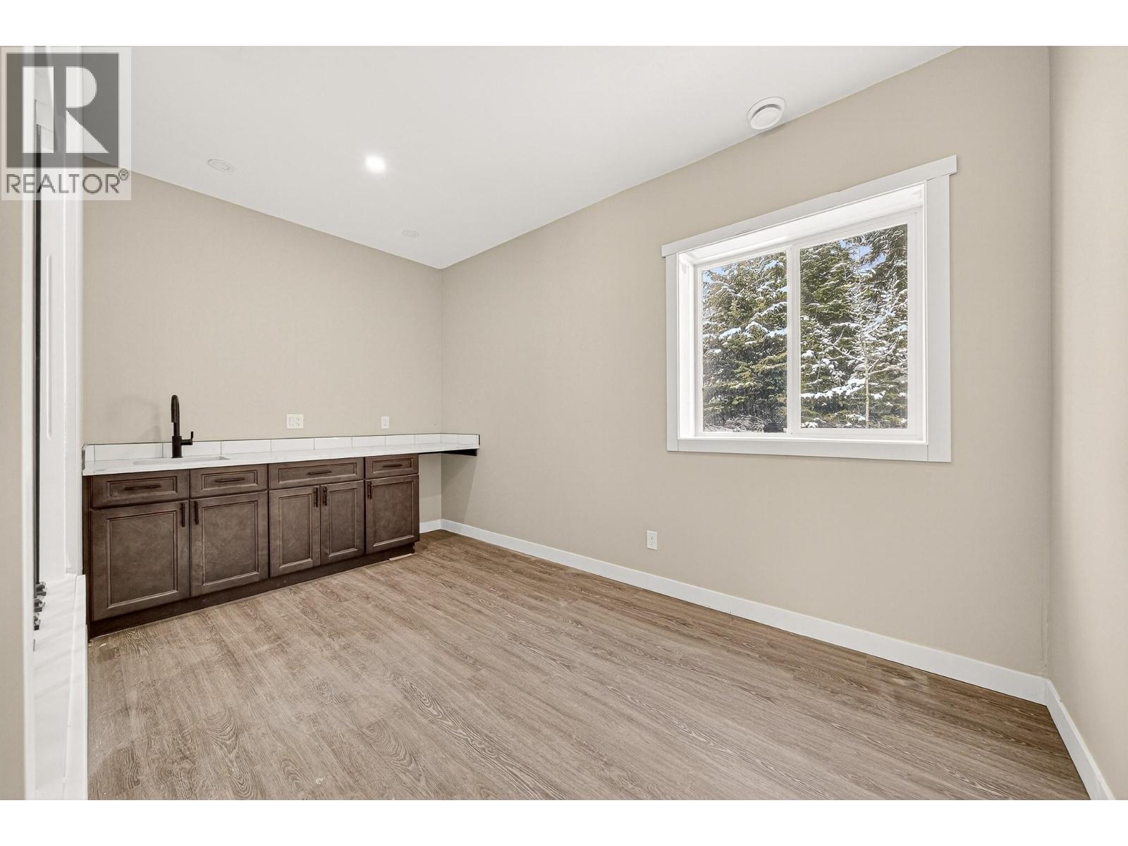 2252 Black Hawk Drive, Sparwood, British Columbia  V0B 2G2 - Photo 43 - 10381434