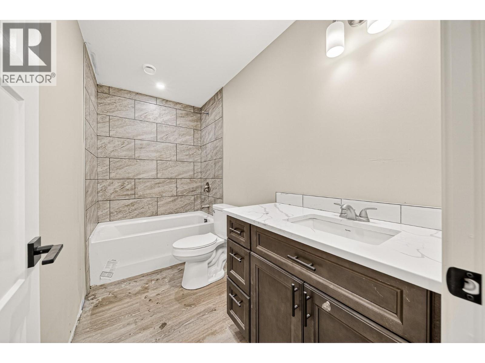 2252 Black Hawk Drive, Sparwood, British Columbia  V0B 2G2 - Photo 46 - 10381434