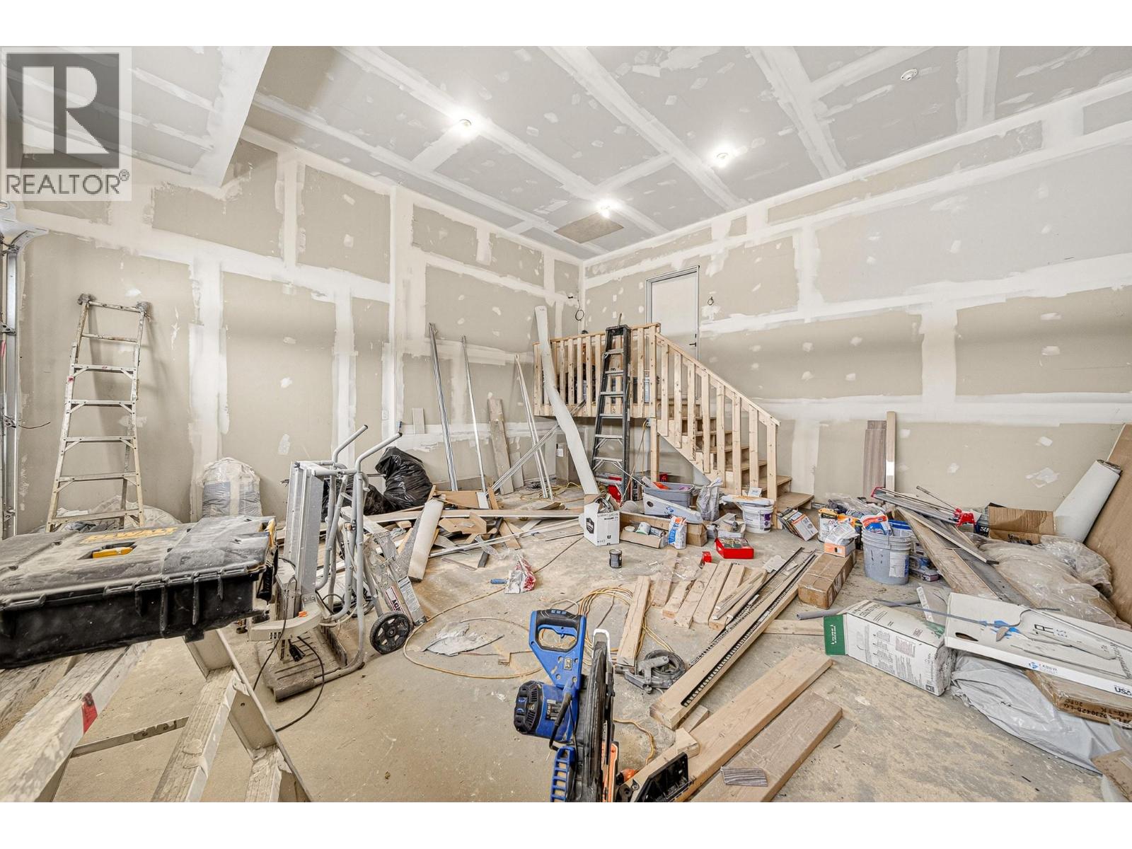 2252 Black Hawk Drive, Sparwood, British Columbia  V0B 2G2 - Photo 49 - 10381434