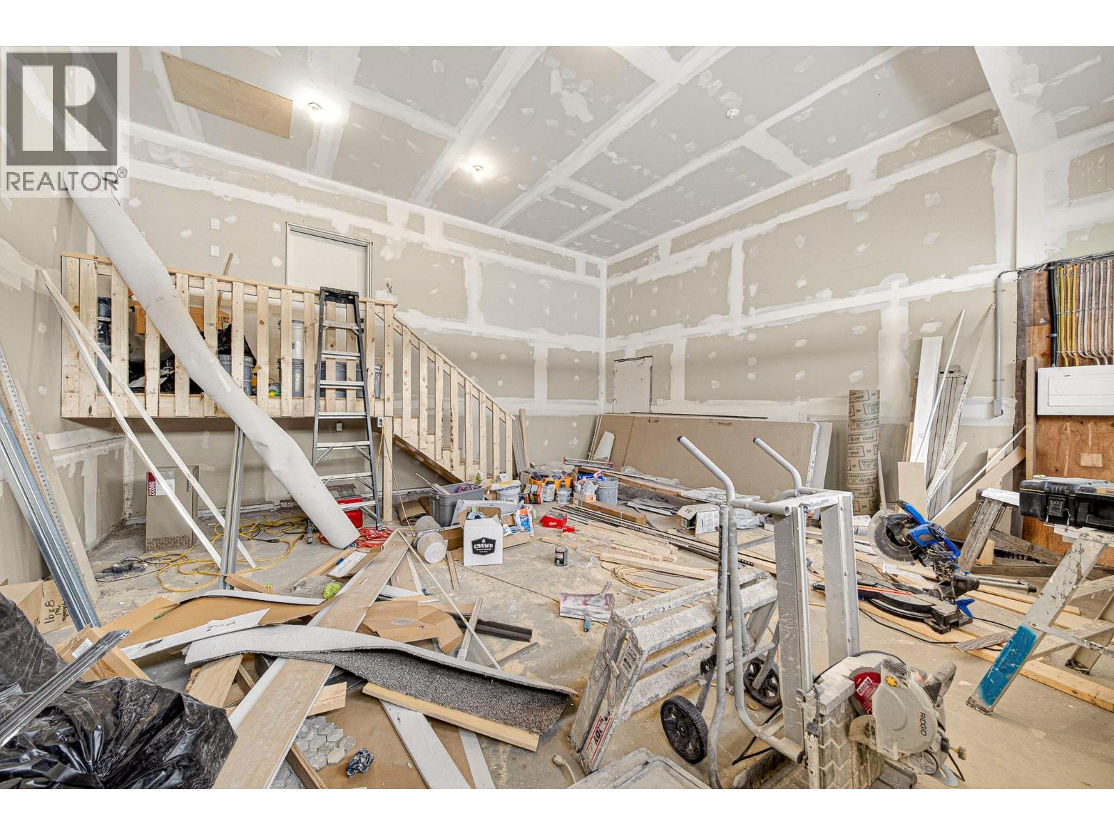 2252 Black Hawk Drive, Sparwood, British Columbia  V0B 2G2 - Photo 50 - 10381434