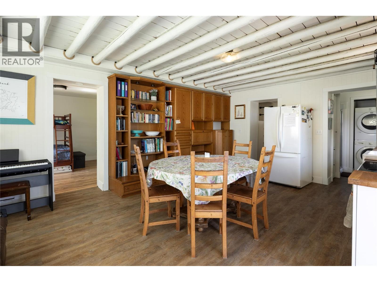 6740 Highway 97a Highway, Grindrod, British Columbia  V0E 1Y0 - Photo 21 - 10381515