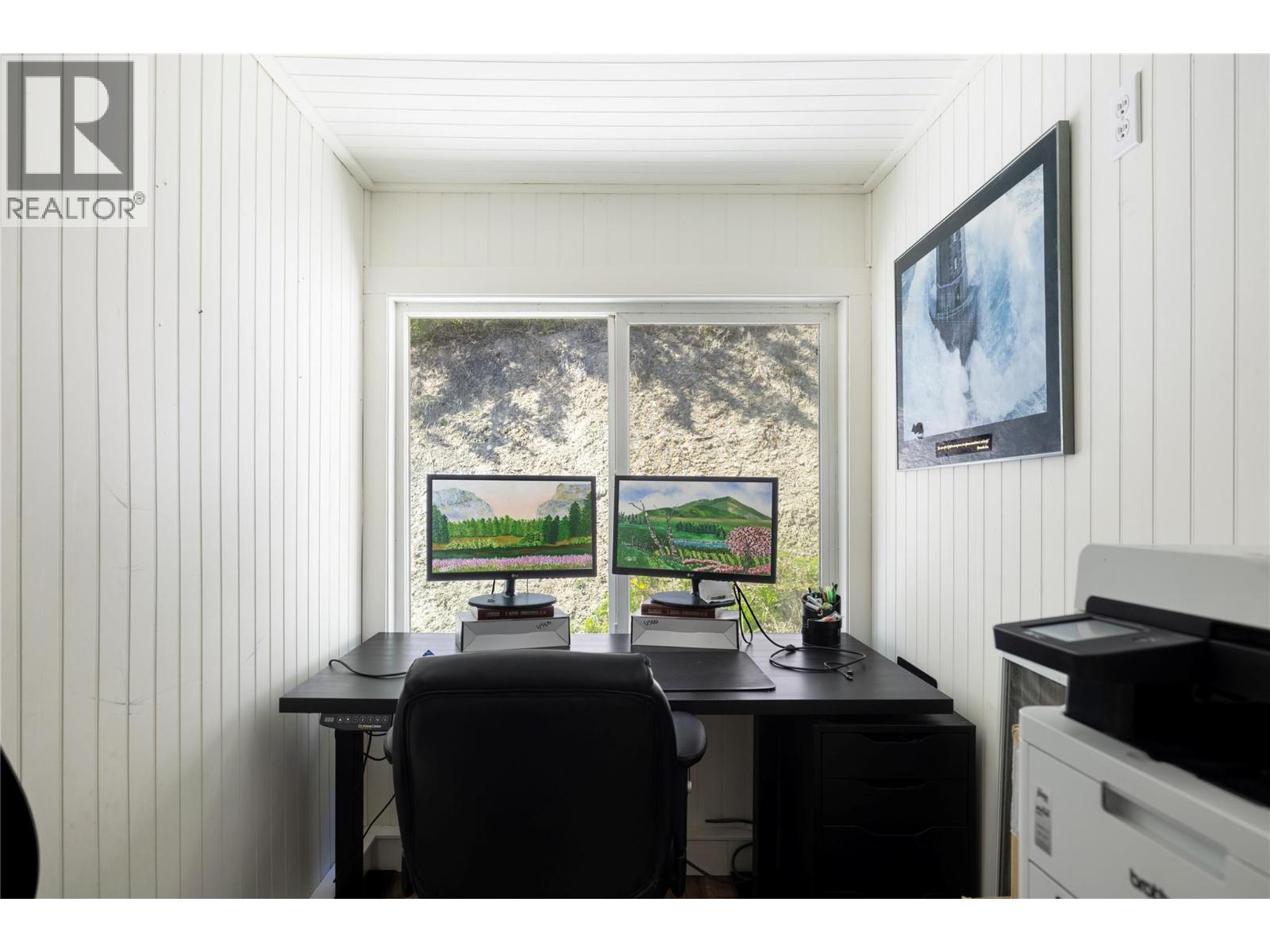 6740 Highway 97a Highway, Grindrod, British Columbia  V0E 1Y0 - Photo 30 - 10381515