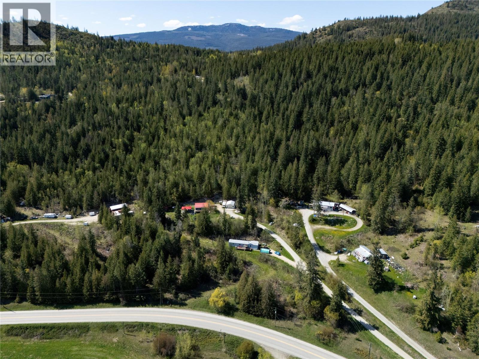 6740 Highway 97a Highway, Grindrod, British Columbia  V0E 1Y0 - Photo 63 - 10381515