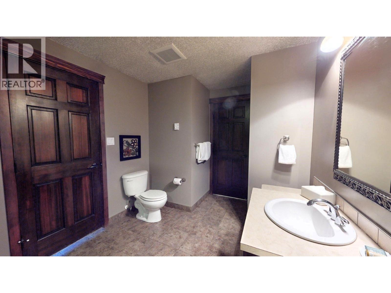 500 Bighorn Boulevard Unit# 513, Radium Hot Springs, British Columbia  V0A 1M0 - Photo 39 - 10380962