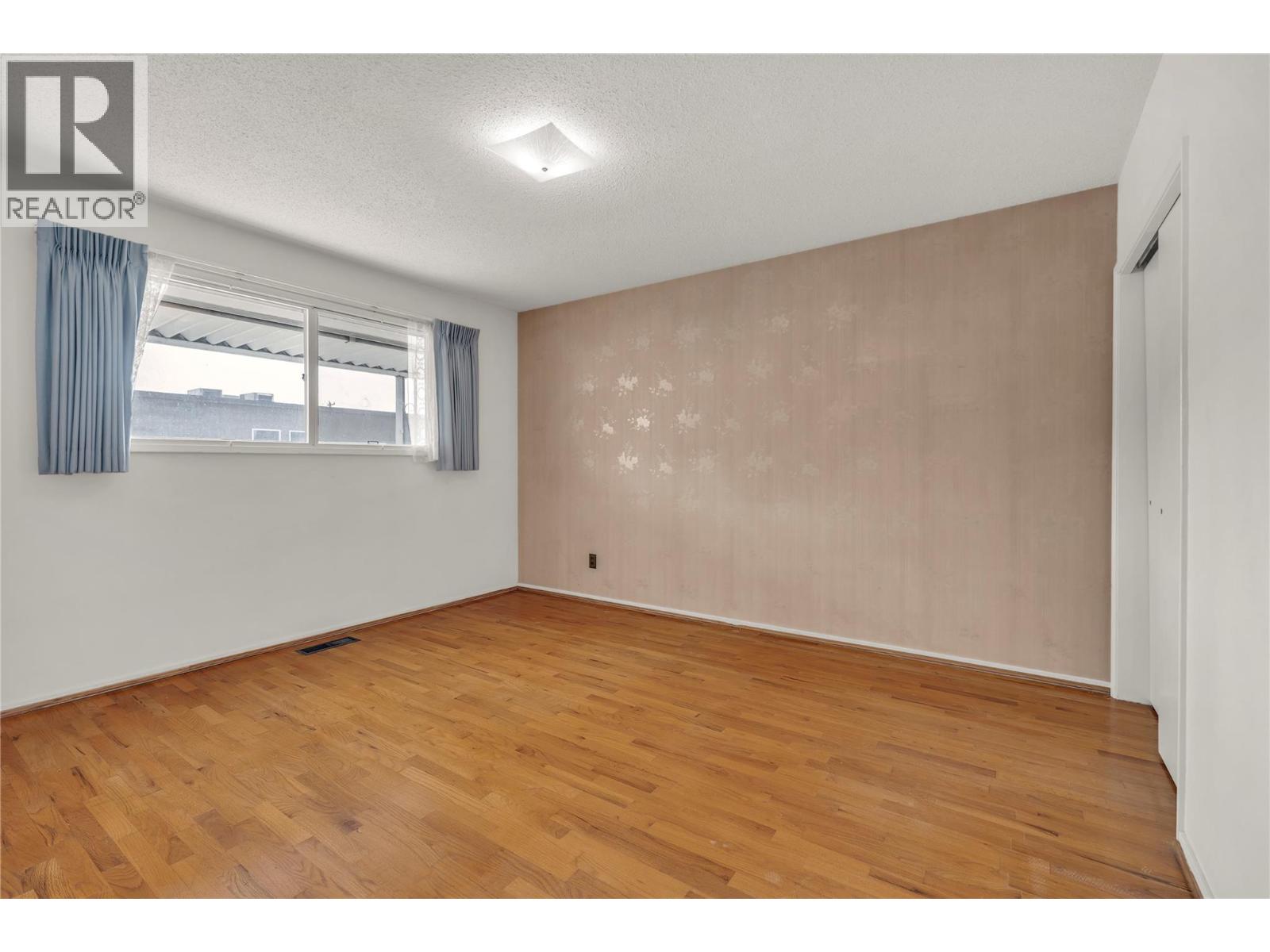 250 Bennett Avenue, Penticton, British Columbia  V2A 2P5 - Photo 19 - 10381301