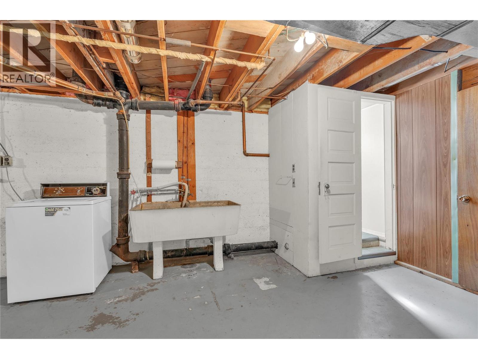 250 Bennett Avenue, Penticton, British Columbia  V2A 2P5 - Photo 27 - 10381301