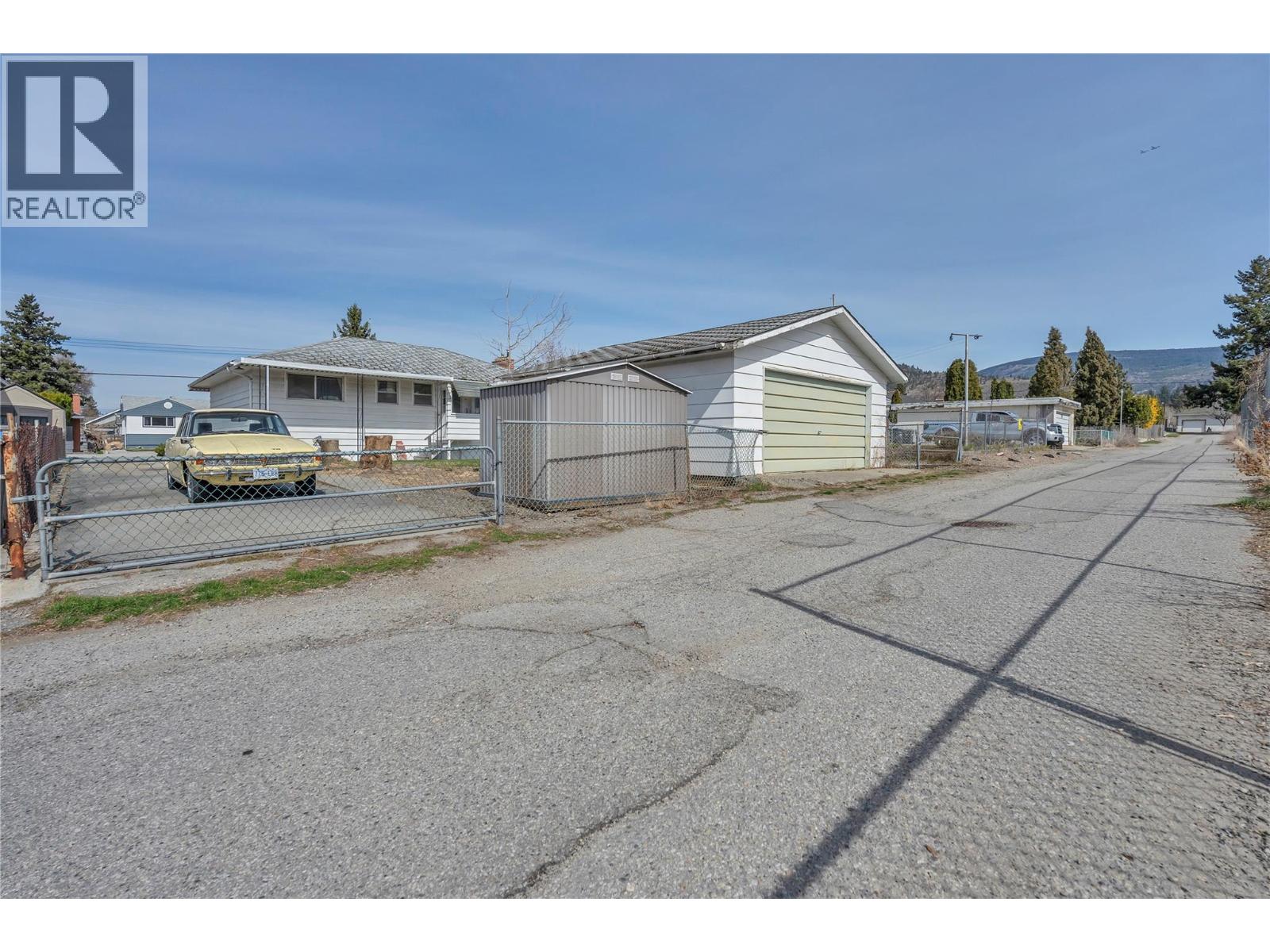 250 Bennett Avenue, Penticton, British Columbia  V2A 2P5 - Photo 39 - 10381301