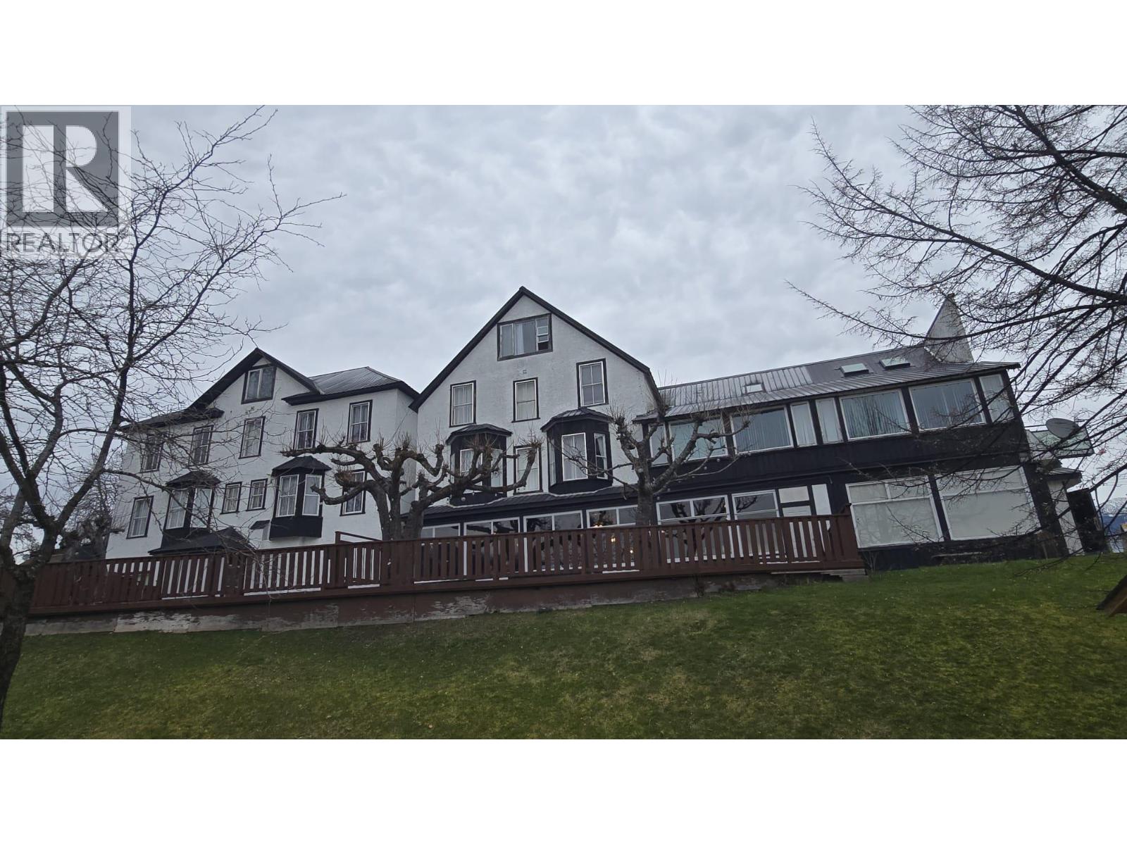 96 4 Avenue Sw, Nakusp, British Columbia  V0G 1R0 - Photo 2 - 10380075