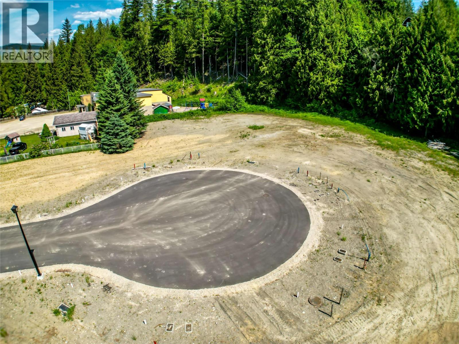 10-1445 Illecillewaet Road Lot# Sl 5, Revelstoke, British Columbia  V0E 2S1 - Photo 12 - 10381318