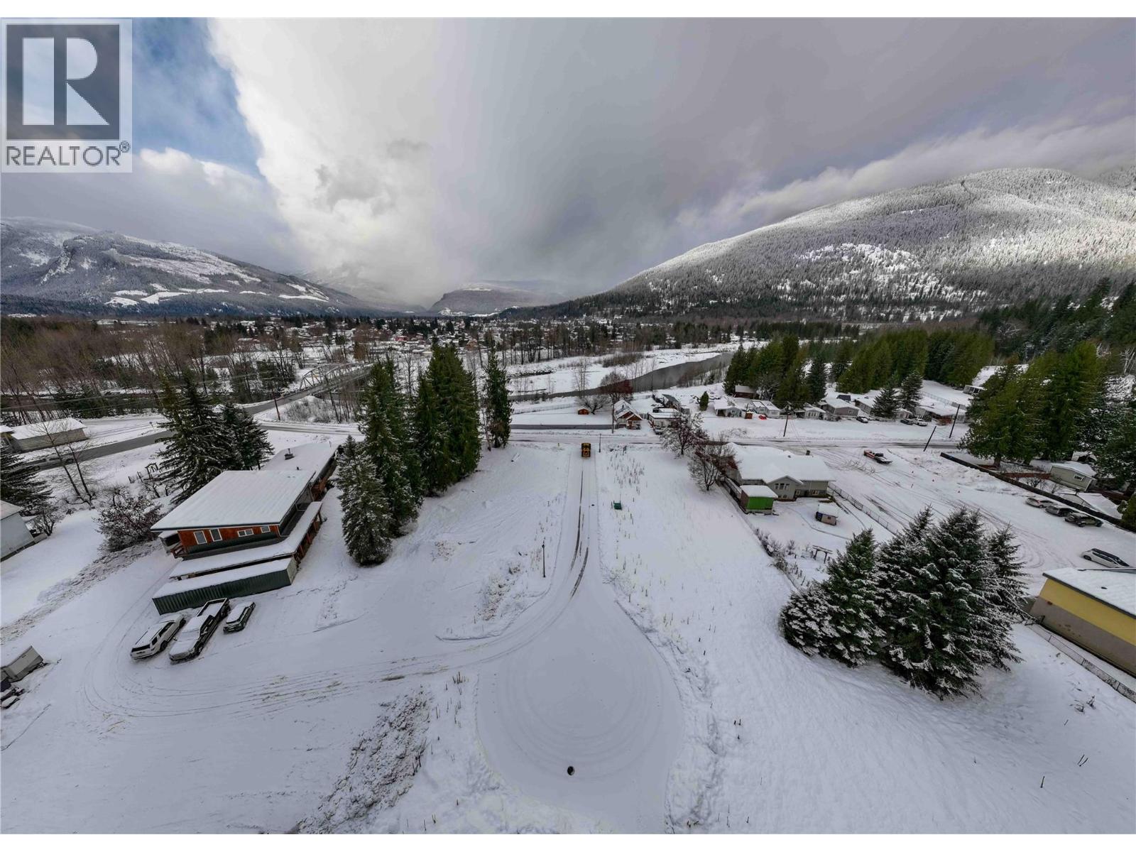 10-1445 Illecillewaet Road Lot# Sl 5, Revelstoke, British Columbia  V0E 2S1 - Photo 18 - 10381318