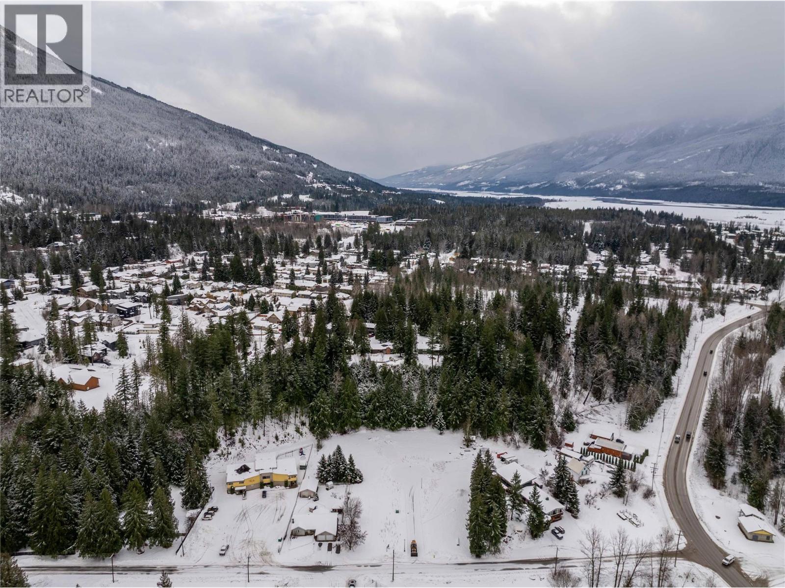 10-1445 Illecillewaet Road Lot# Sl 5, Revelstoke, British Columbia  V0E 2S1 - Photo 19 - 10381318