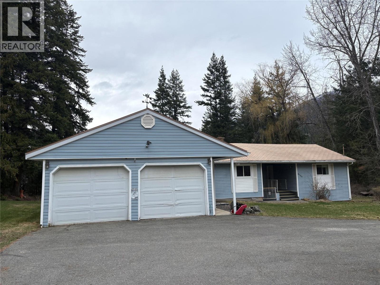 8764 Holding Road, Adams Lake, British Columbia  V0E 1M2 - Photo 1 - 10381223