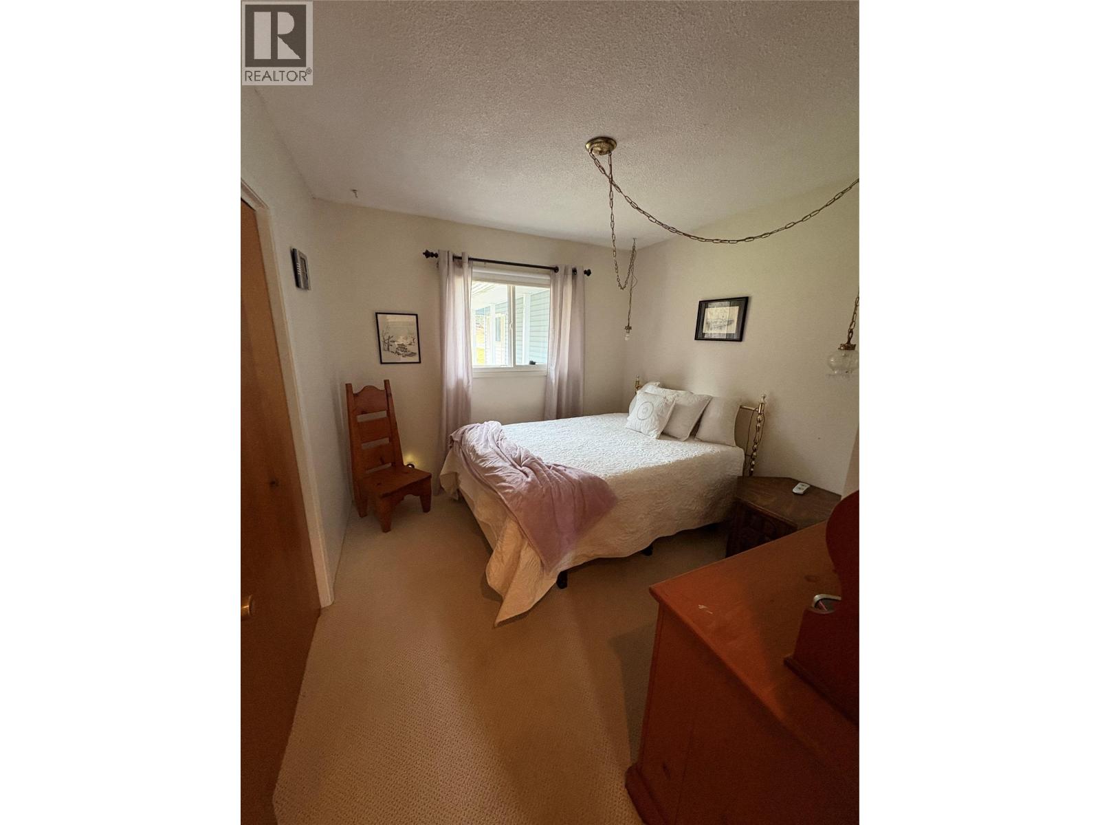 8764 Holding Road, Adams Lake, British Columbia  V0E 1M2 - Photo 10 - 10381223