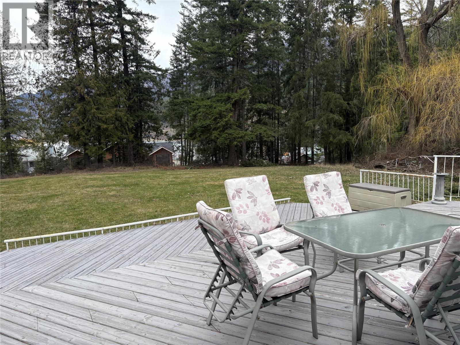 8764 Holding Road, Adams Lake, British Columbia  V0E 1M2 - Photo 33 - 10381223