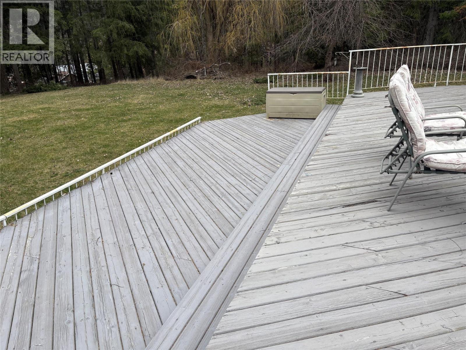 8764 Holding Road, Adams Lake, British Columbia  V0E 1M2 - Photo 35 - 10381223