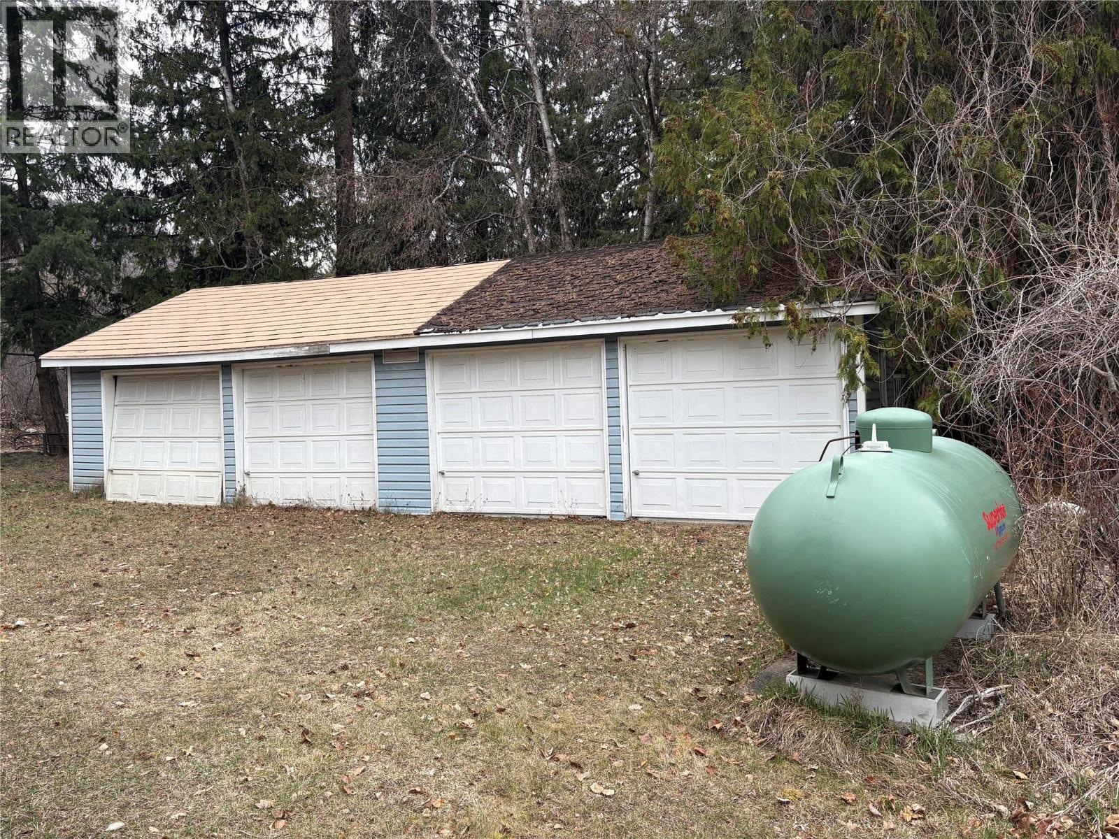 8764 Holding Road, Adams Lake, British Columbia  V0E 1M2 - Photo 42 - 10381223