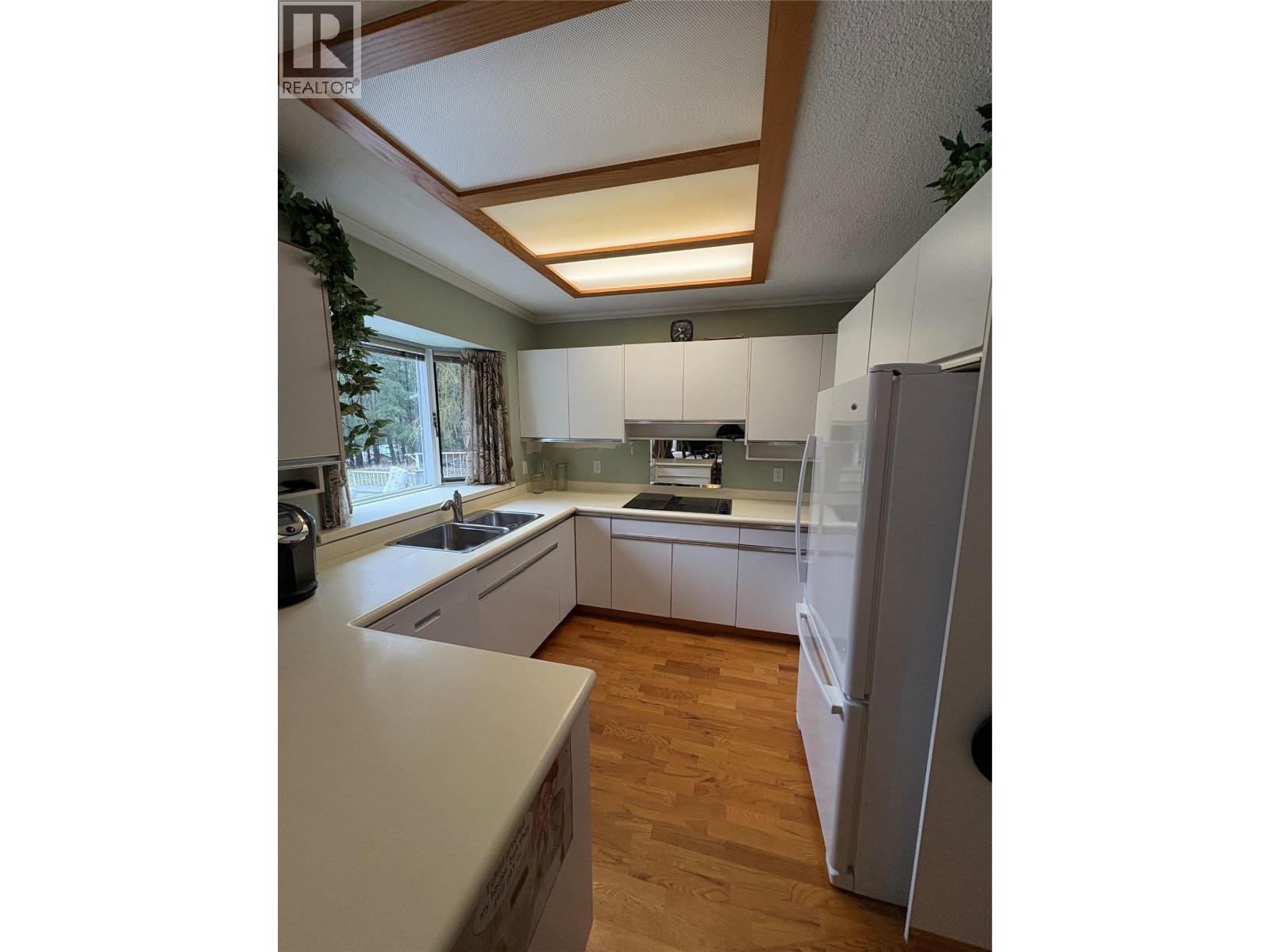 8764 Holding Road, Adams Lake, British Columbia  V0E 1M2 - Photo 8 - 10381223