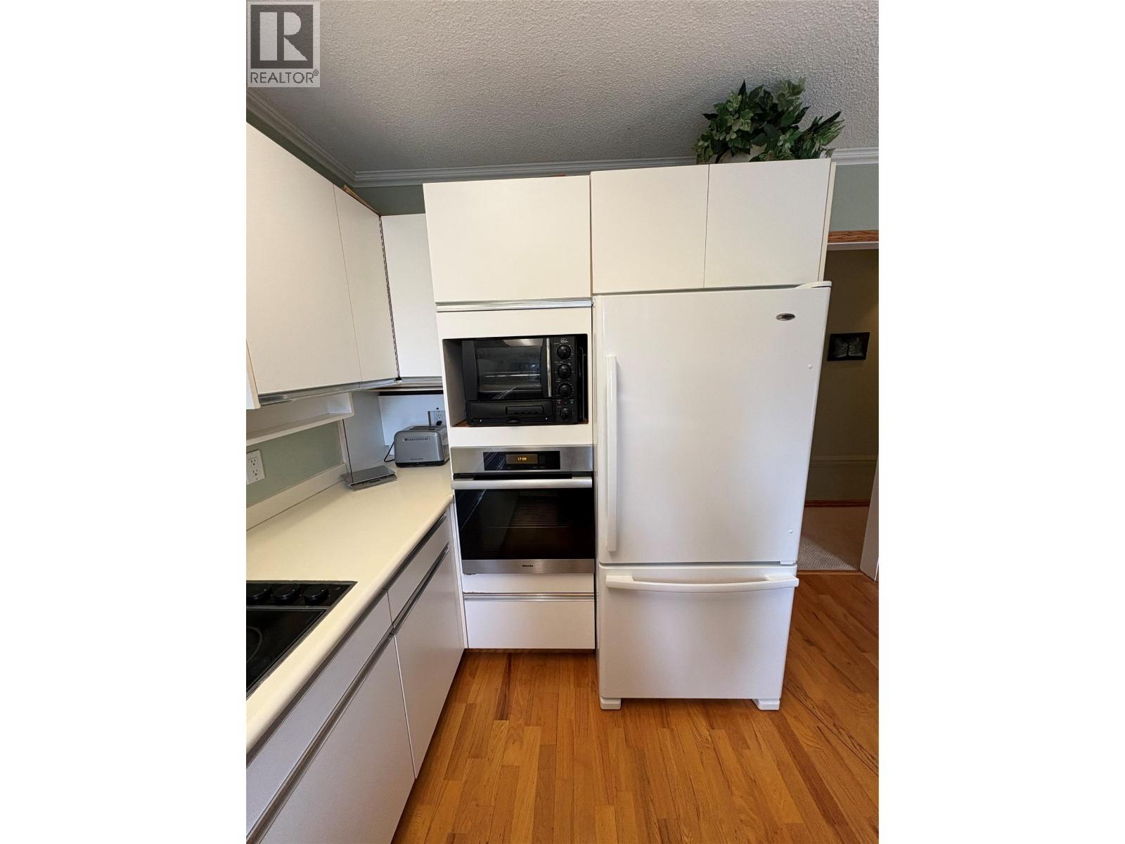 8764 Holding Road, Adams Lake, British Columbia  V0E 1M2 - Photo 9 - 10381223